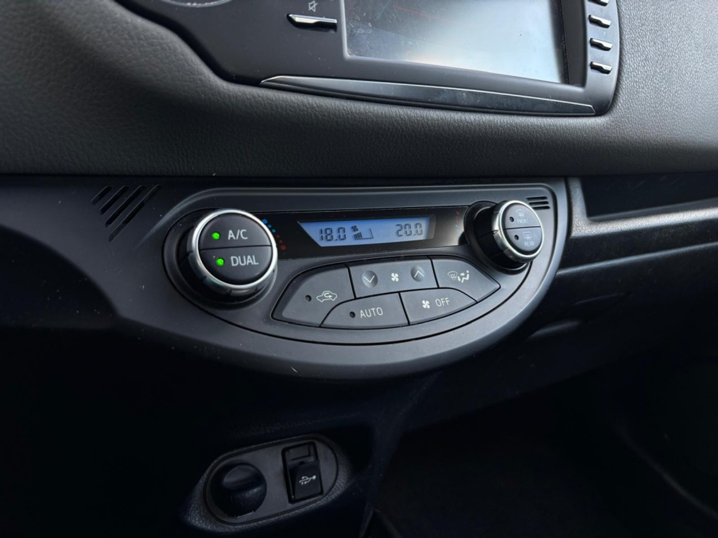 Foto van Toyota Toyota Yaris Hybrid