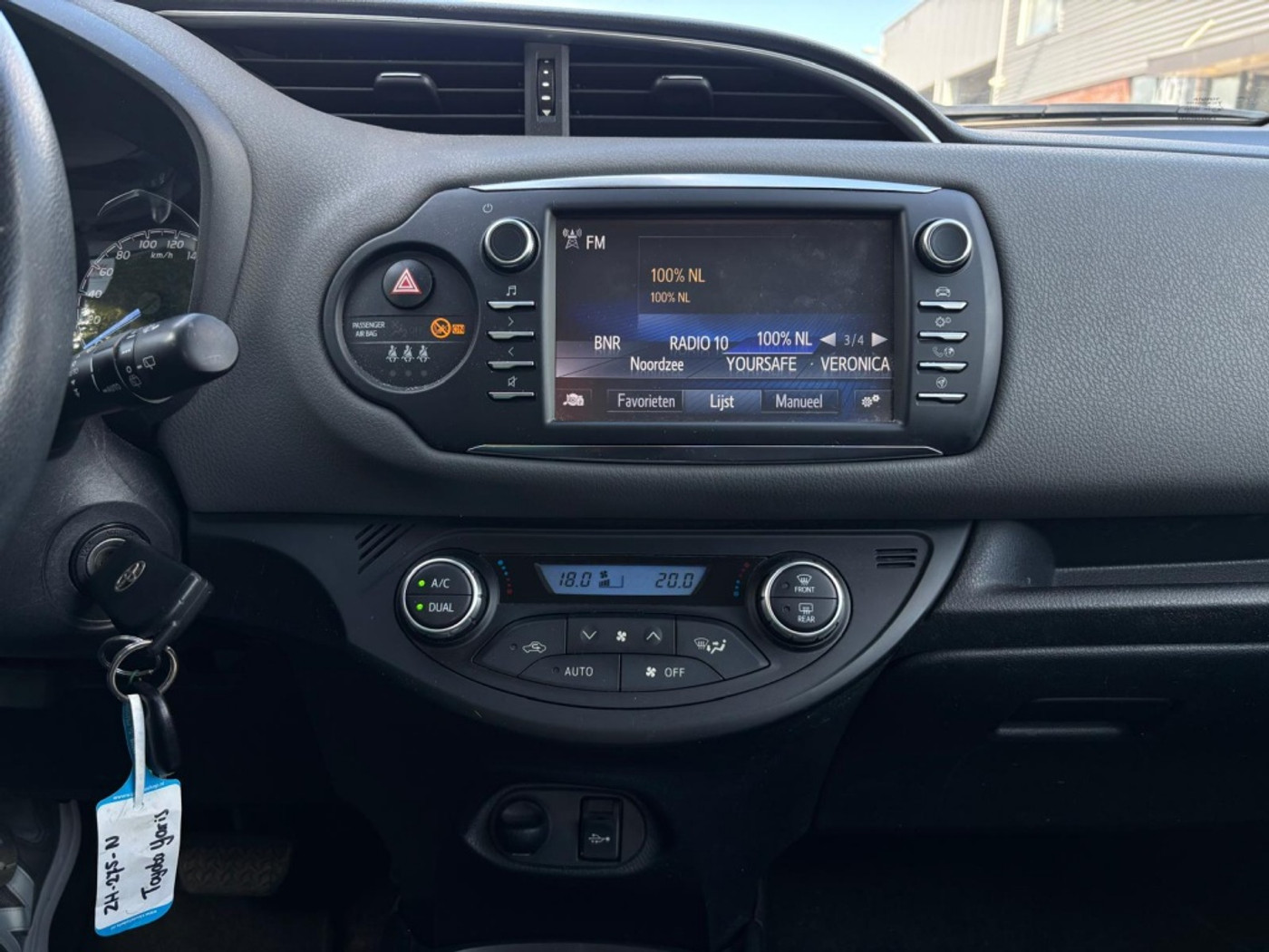 Foto van Toyota Toyota Yaris Hybrid