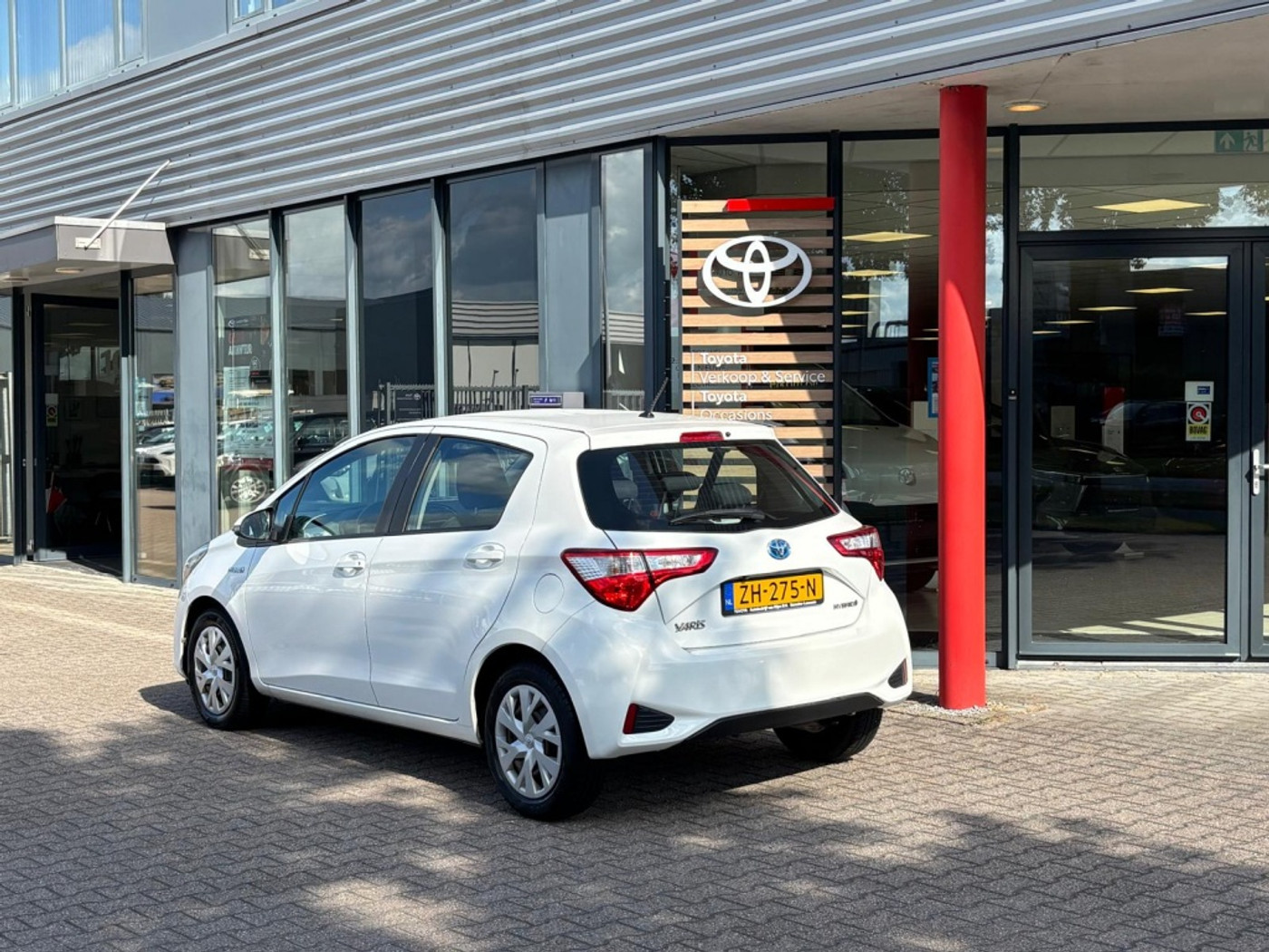 Foto van Toyota Toyota Yaris Hybrid