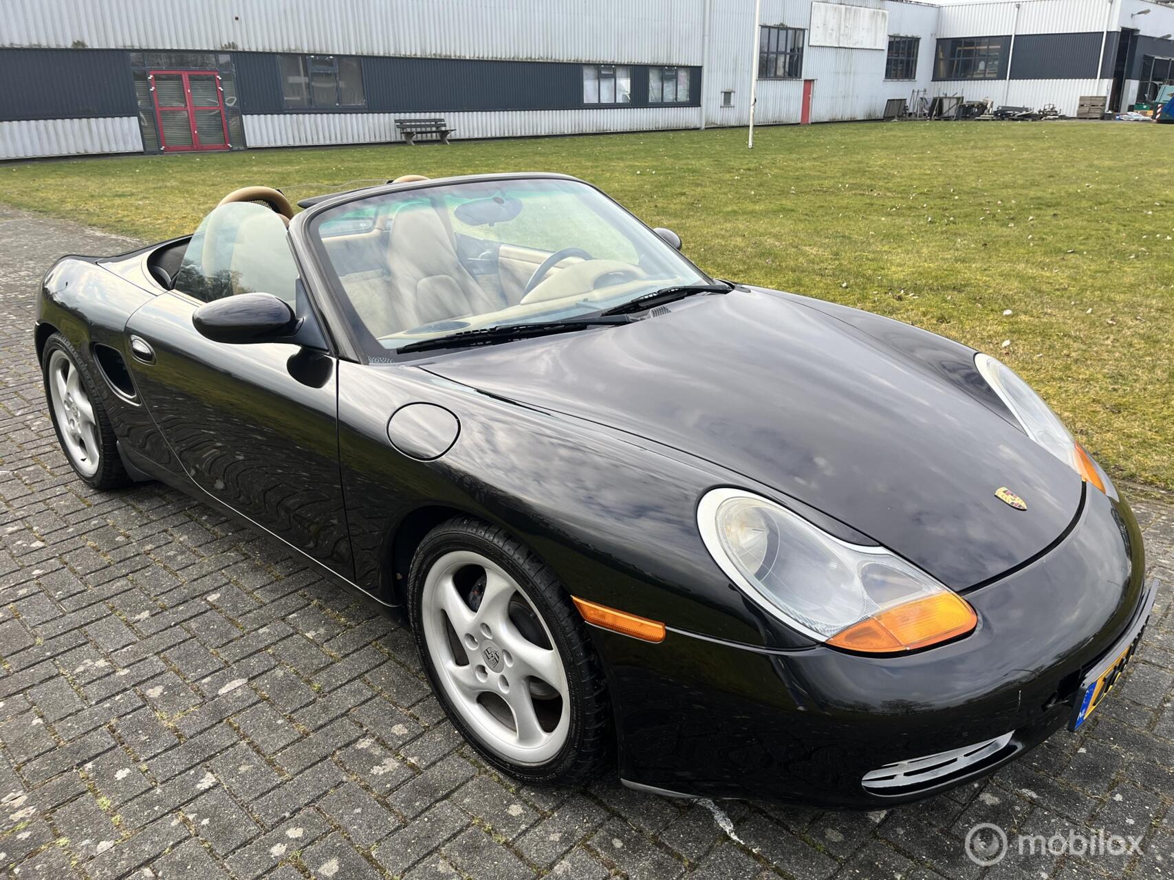 Porsche 986 2.5 Tiptronic / APK / Airco / Cruise / 1997 - voorkant