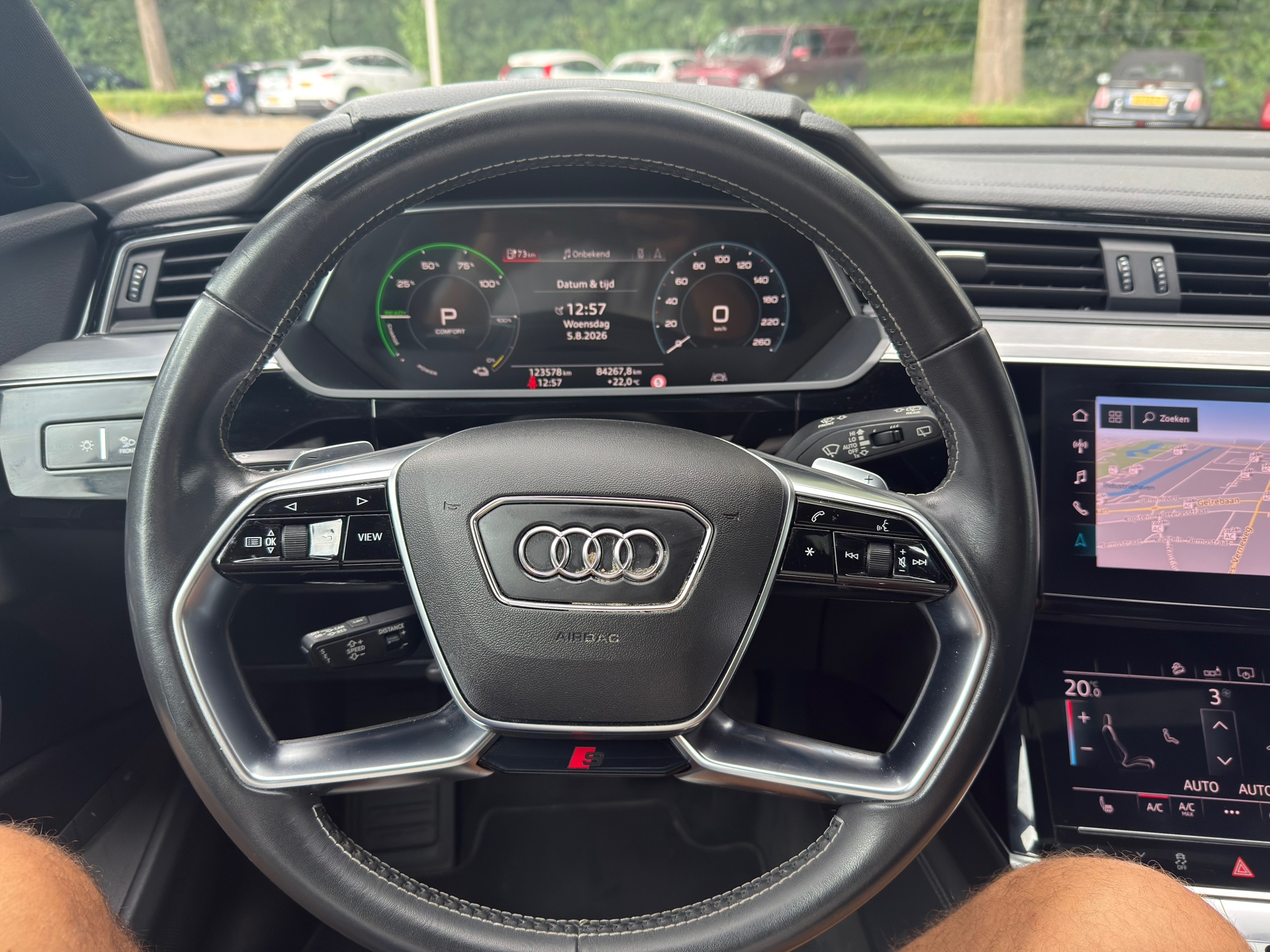 Foto van Audi E-tron 50