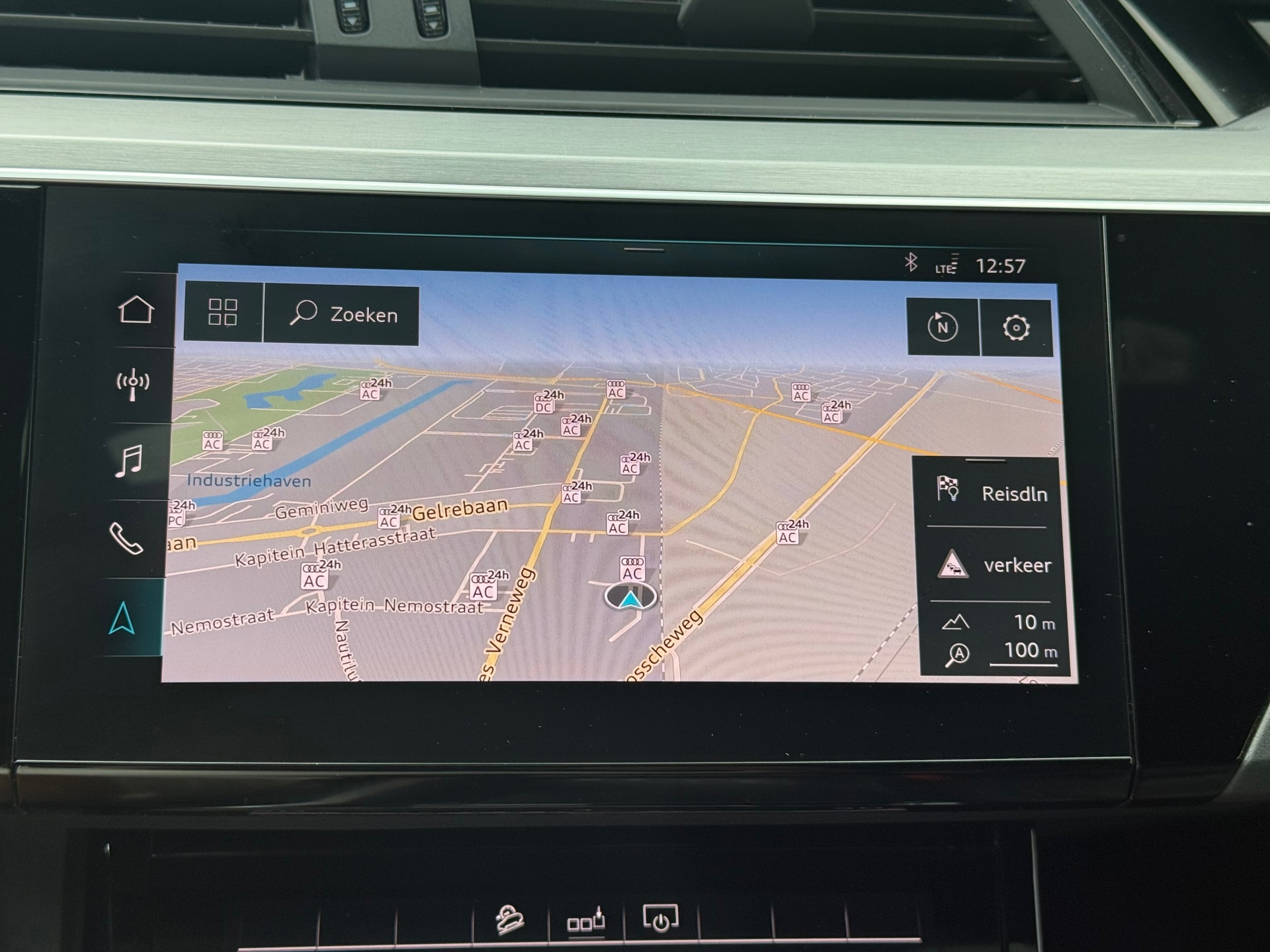 Foto van Audi E-tron 50