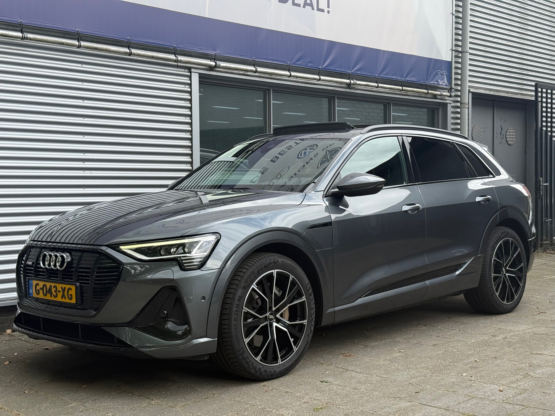 Foto van Audi E-tron 50