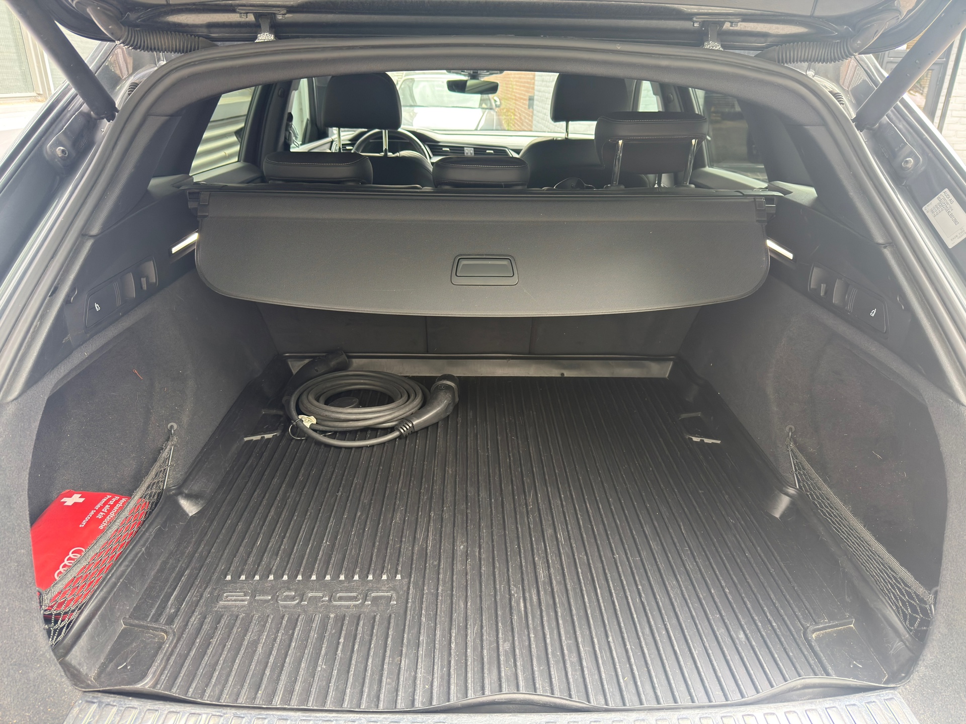 Foto van Audi E-tron 50