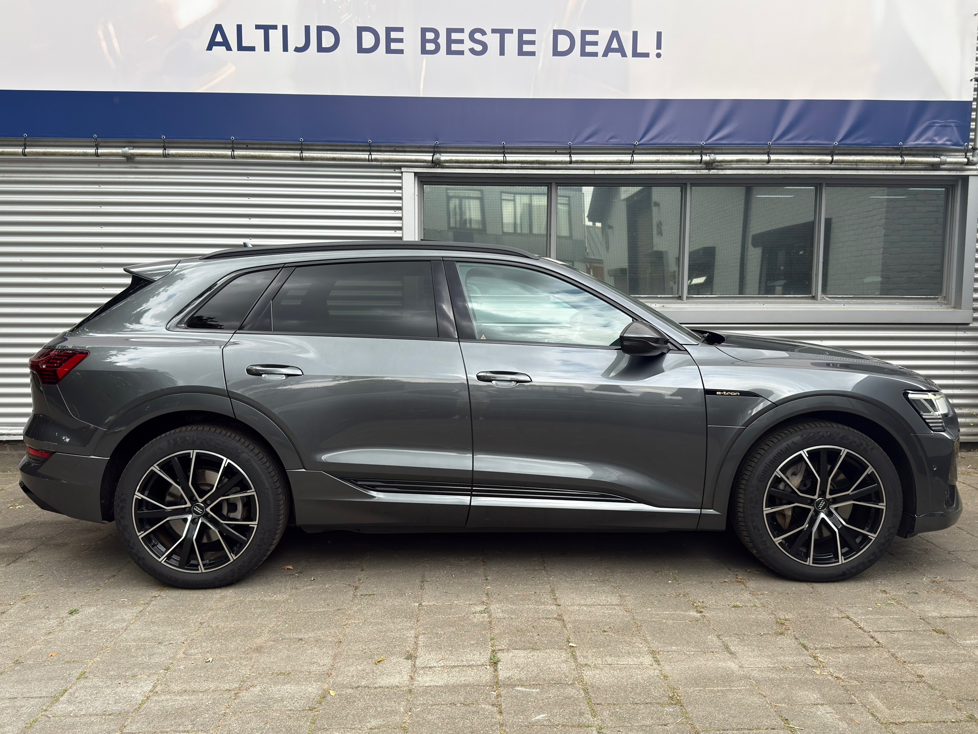 Foto van Audi E-tron 50