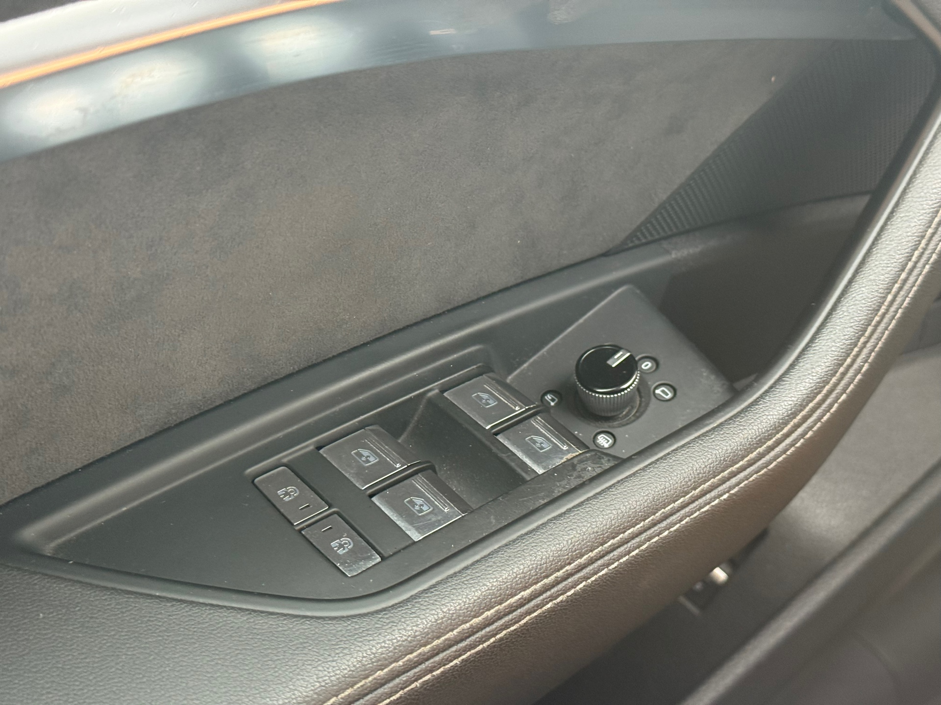 Foto van Audi E-tron 50