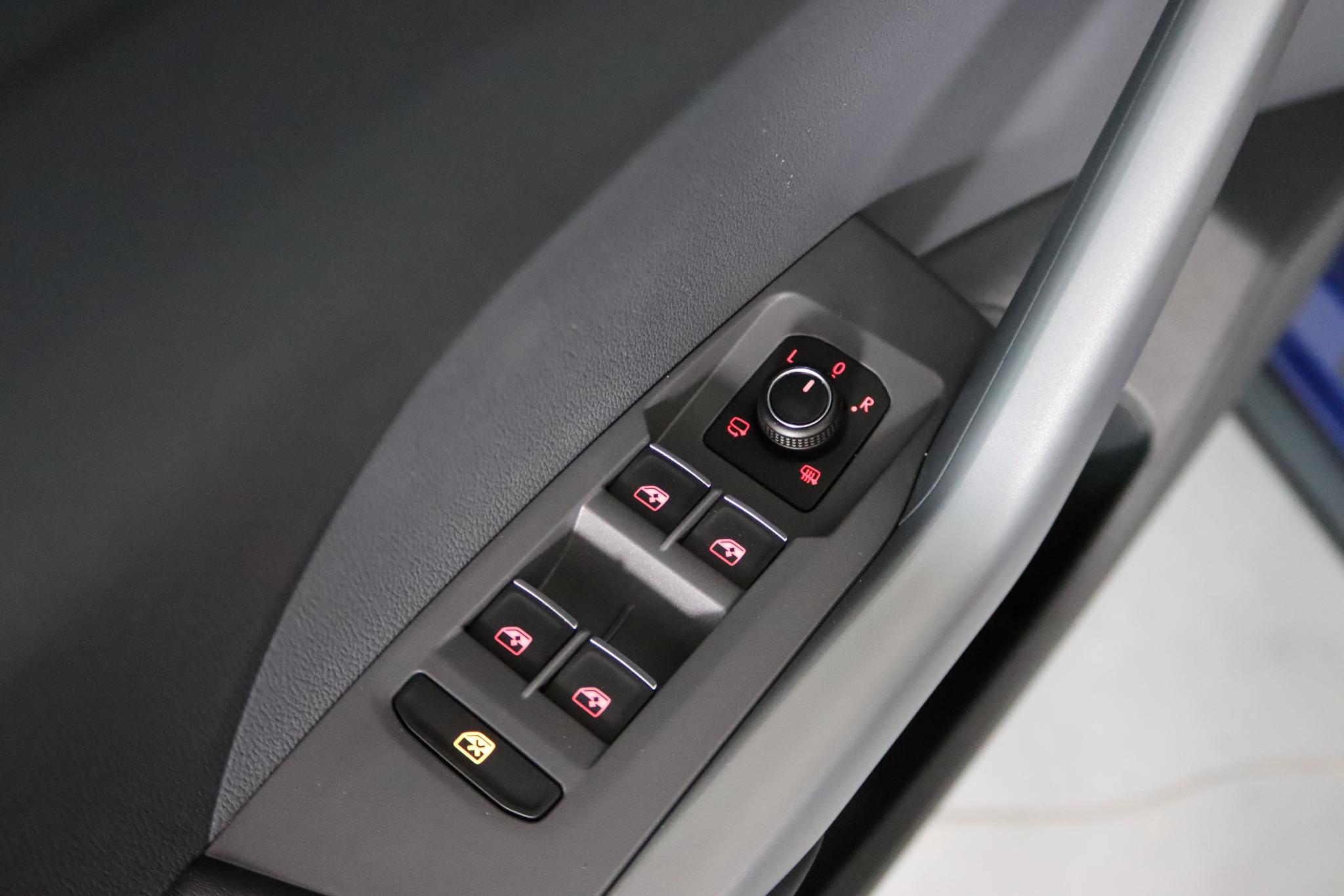 Foto van Volkswagen T-cross