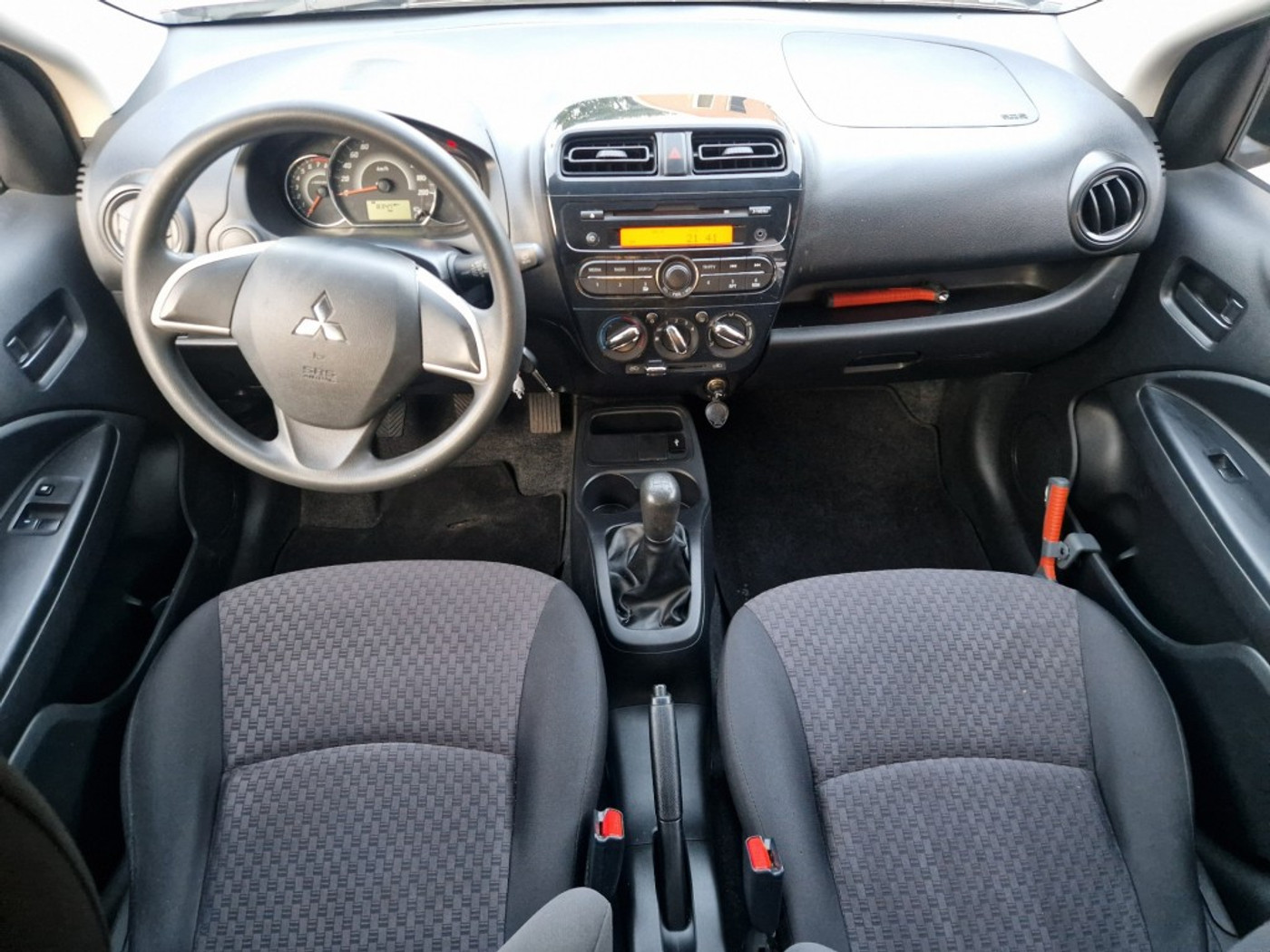 Foto van Mitsubishi Mitsubishi Space Star