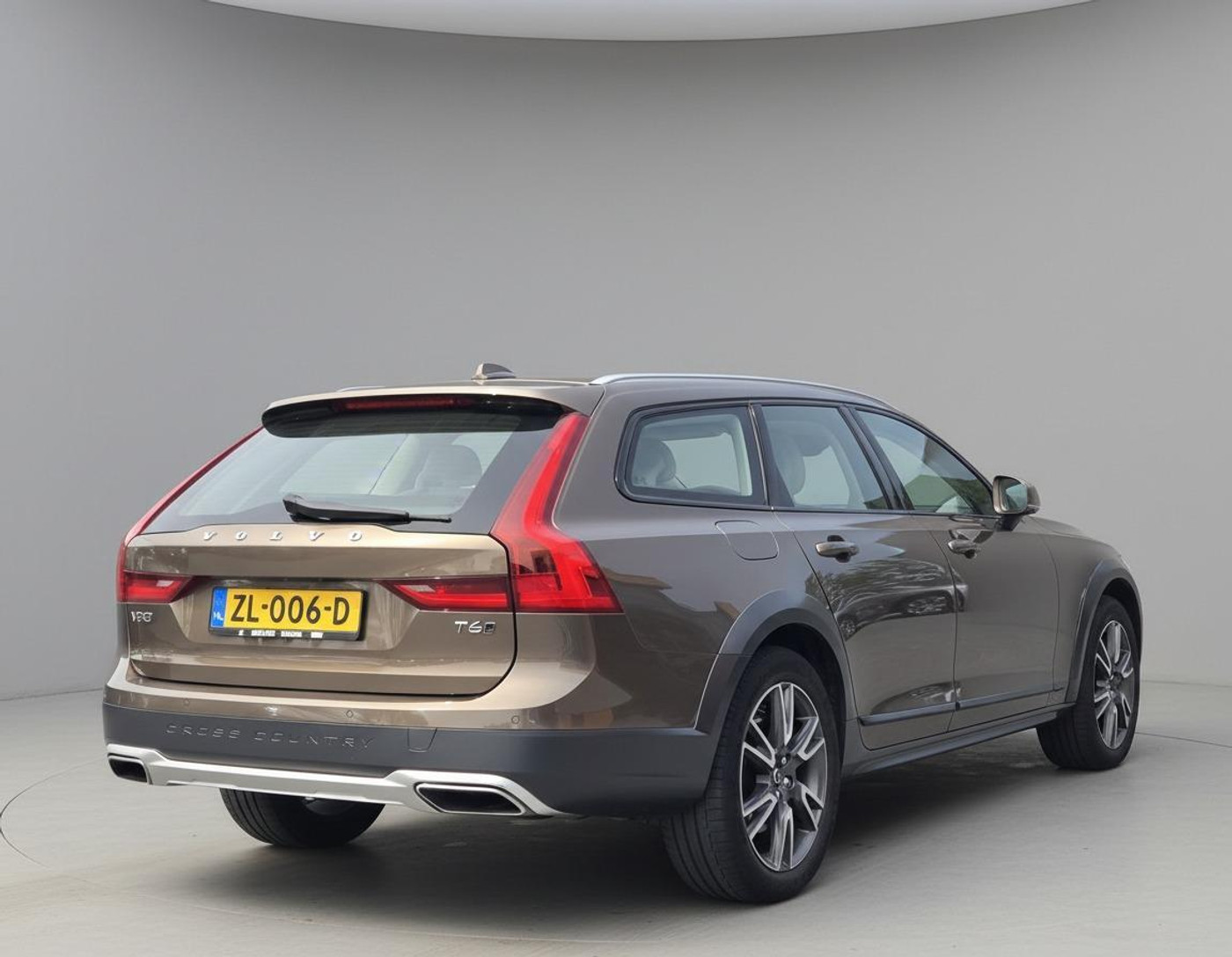 Foto van Volvo V90 Cross Country