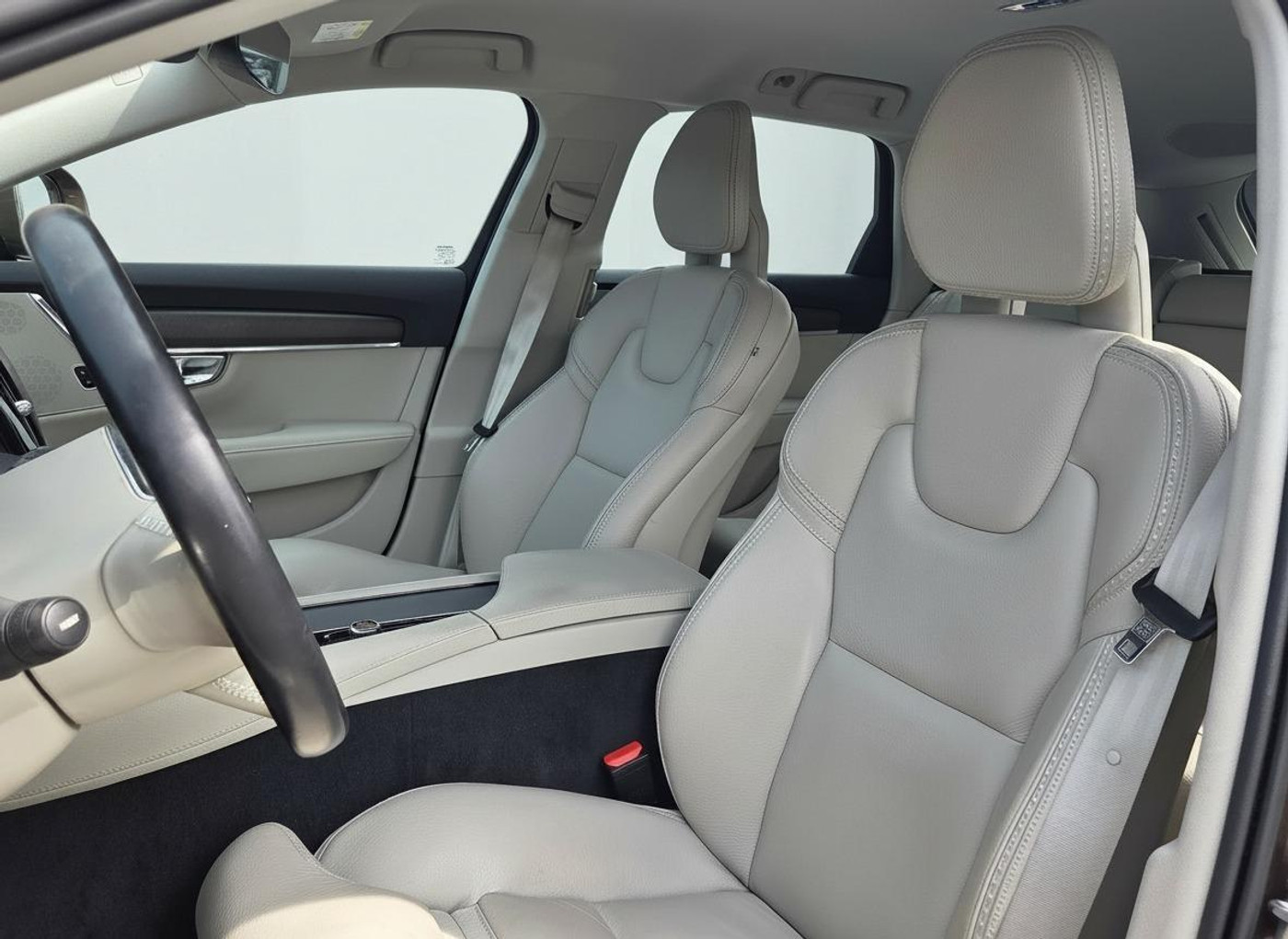 Foto van Volvo V90 Cross Country