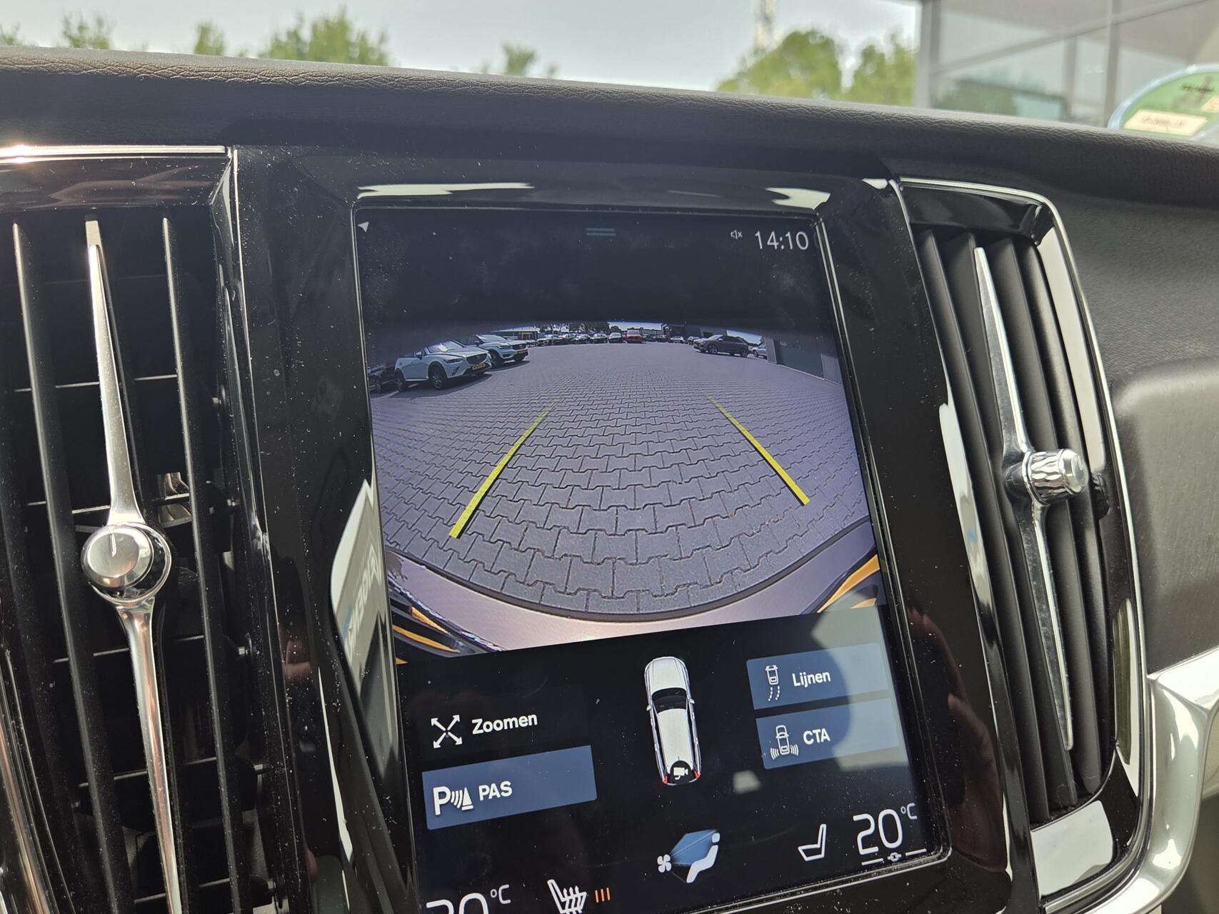 Foto van Volvo V90 Cross Country