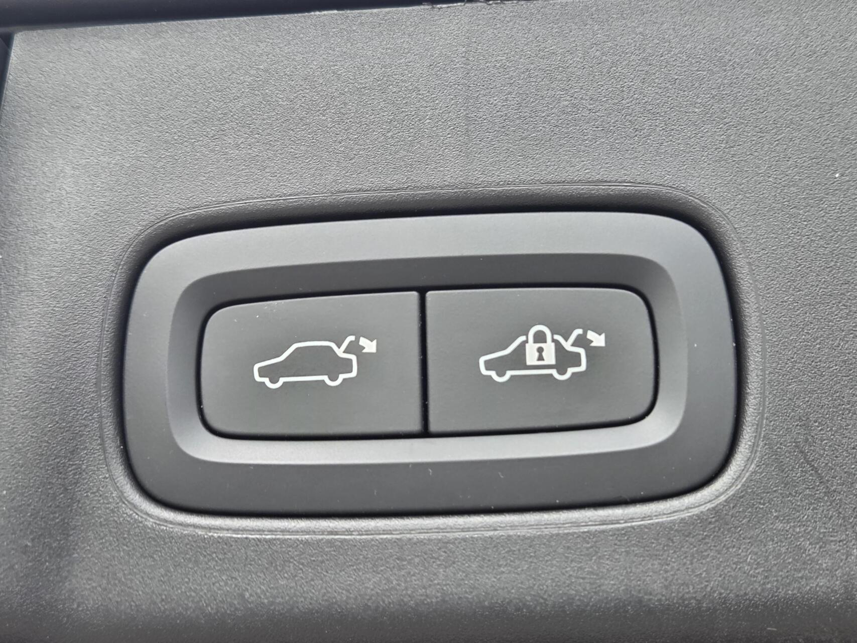 Foto van Volvo V90 Cross Country