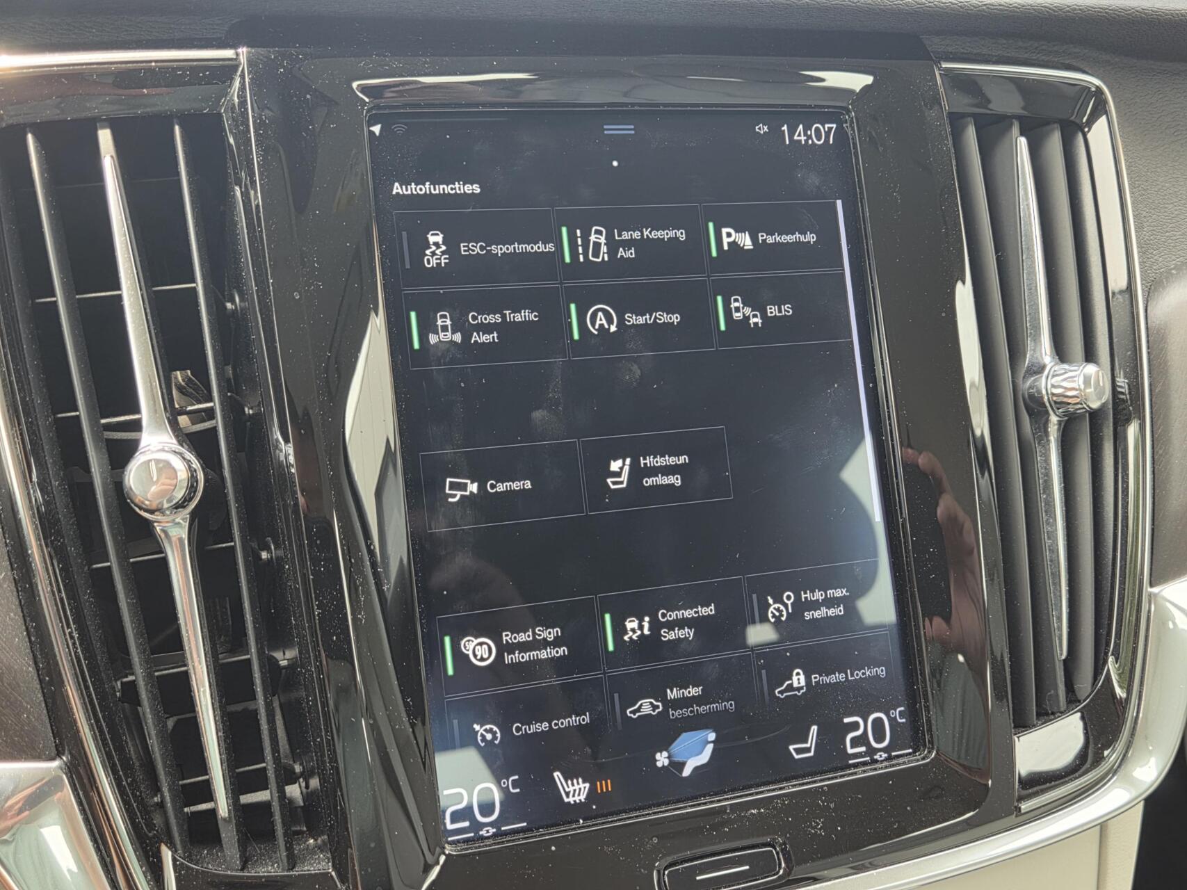 Foto van Volvo V90 Cross Country