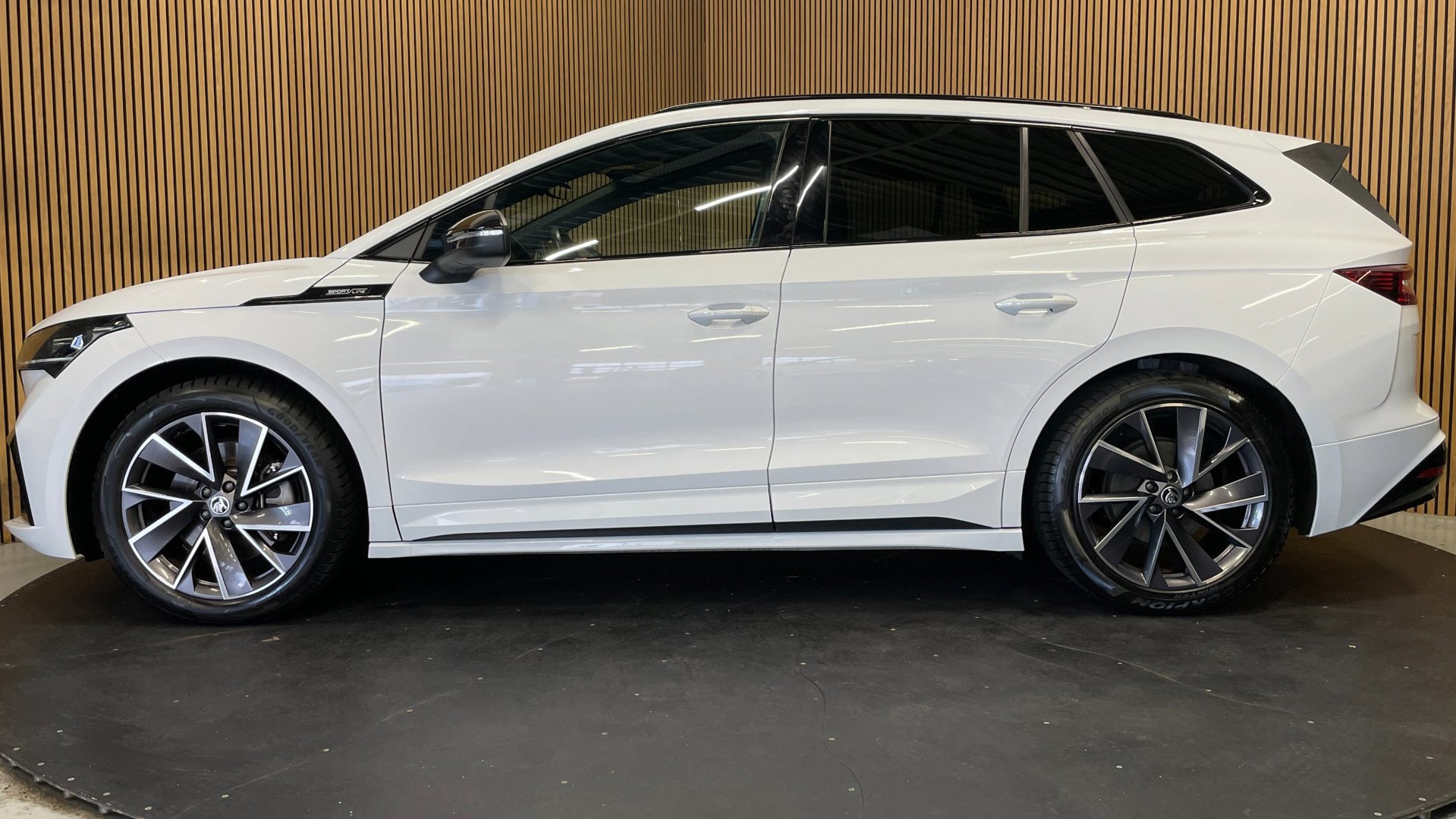 Foto van Skoda Enyaq 80