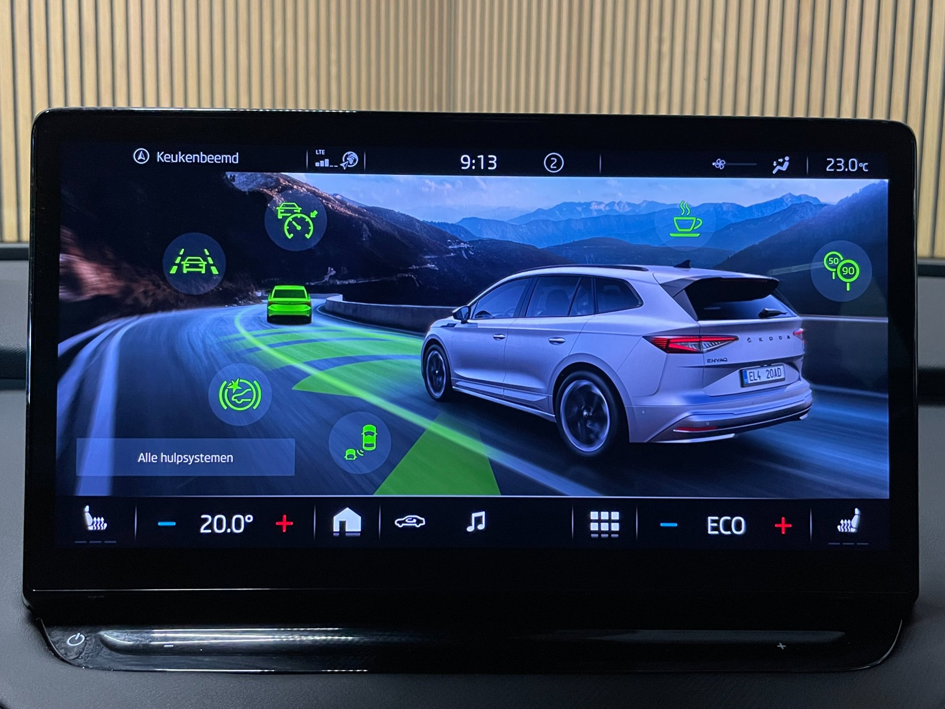 Foto van Skoda Enyaq 80