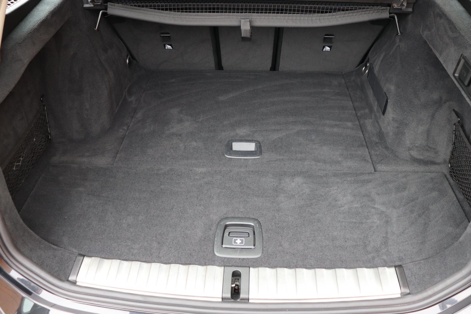 Foto van BMW 330i