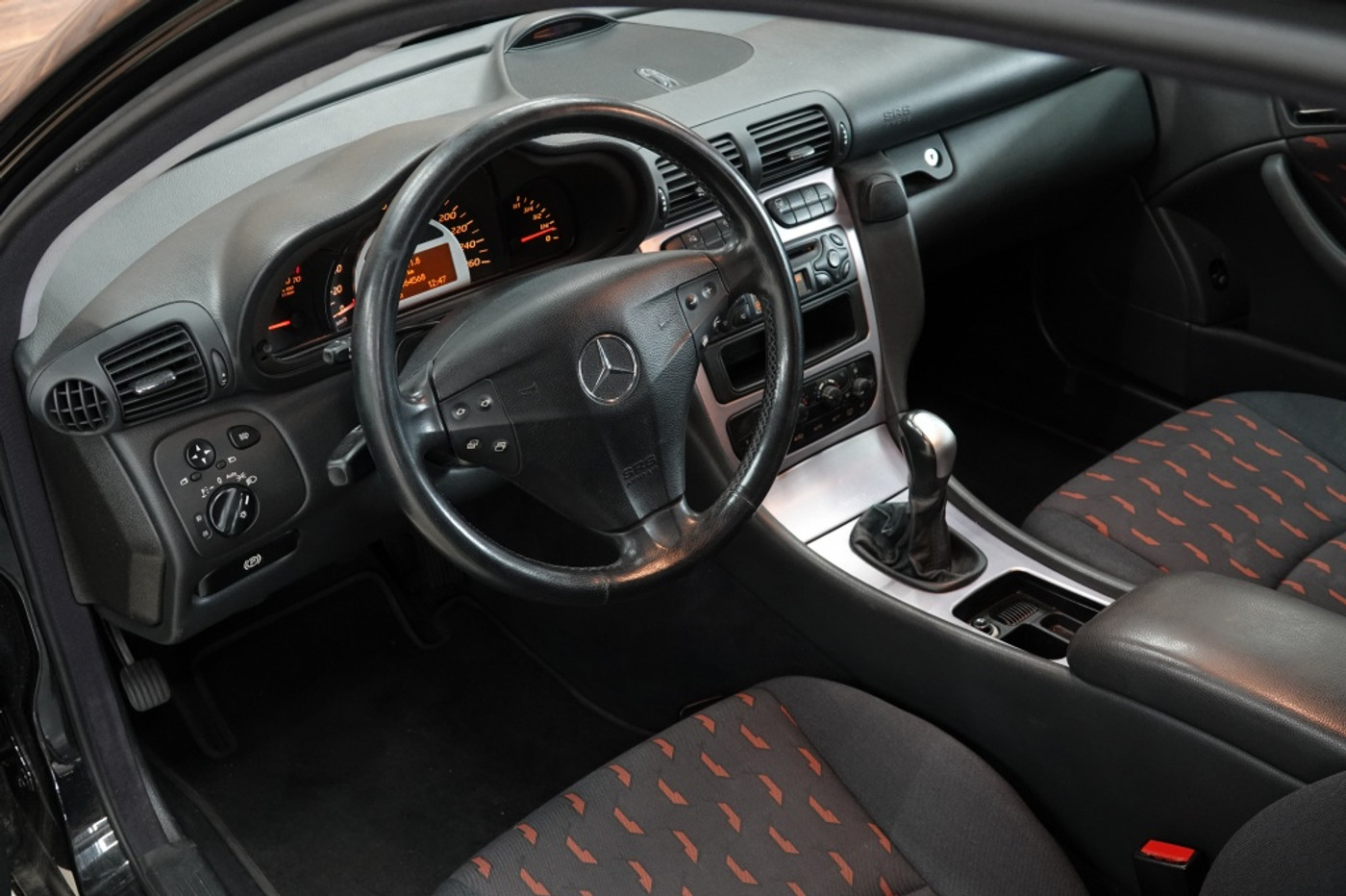Foto van Mercedes-Benz C 180 Kompressor