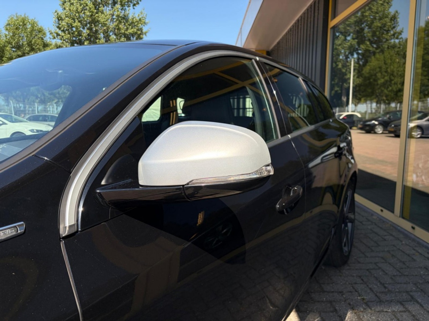Foto van Volvo V60 Plug In Hybrid