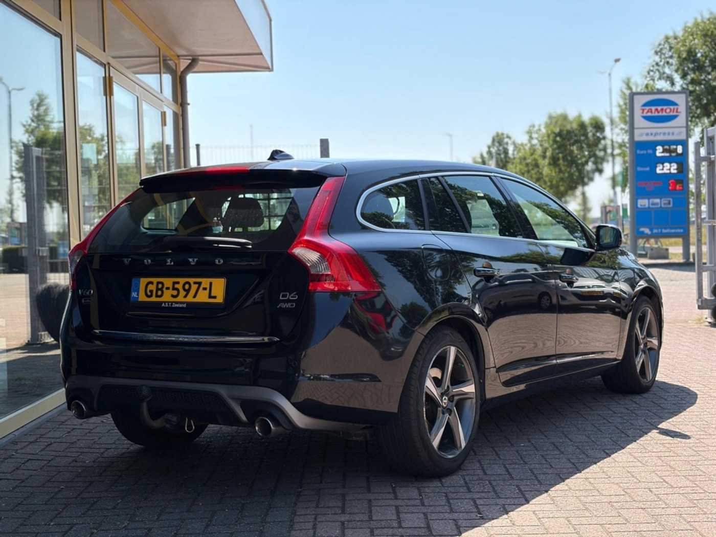 Foto van Volvo V60 Plug In Hybrid