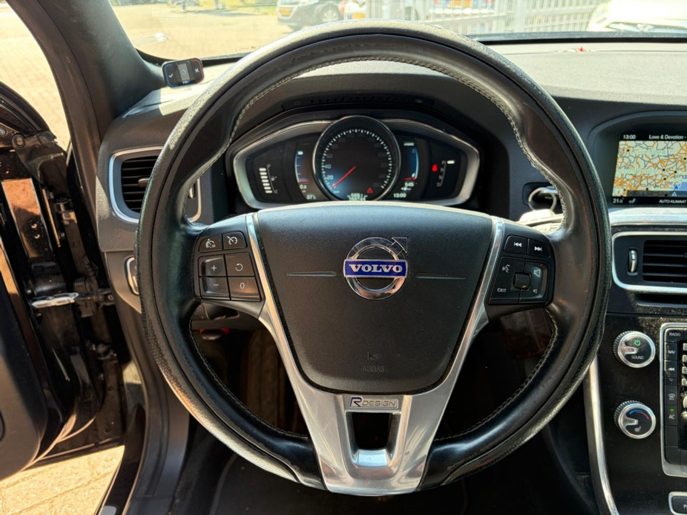 Foto van Volvo V60 Plug In Hybrid