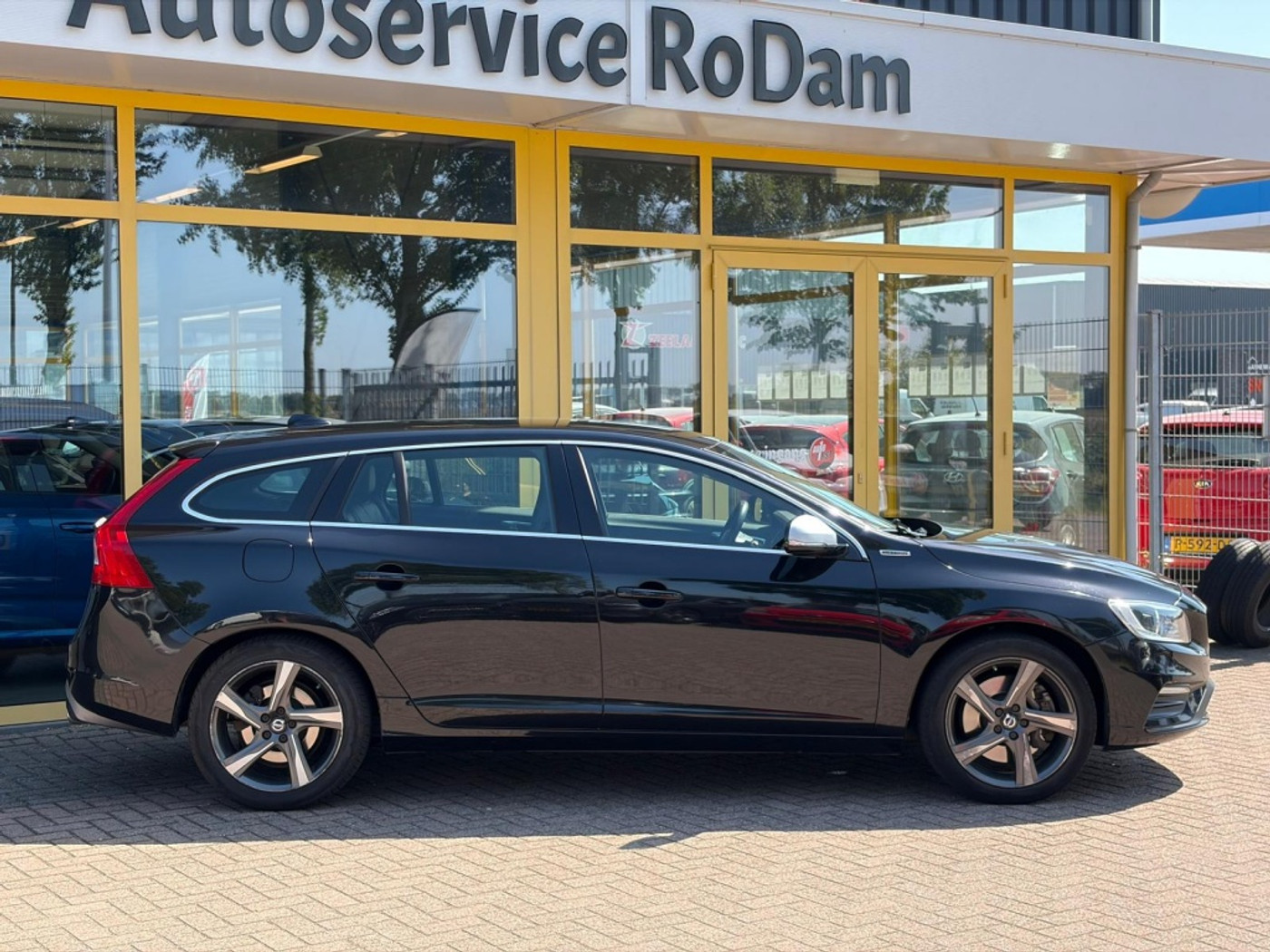 Foto van Volvo V60 Plug In Hybrid