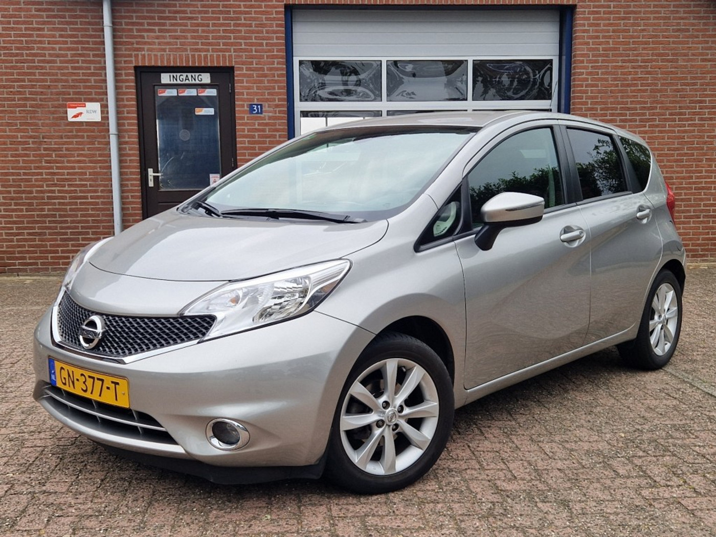 Nissan Nissan Note 1.2 DIG-S Automaat Connect Edition NL-auto Clima Cruise Navi Trekhaak 2015 - voorkant