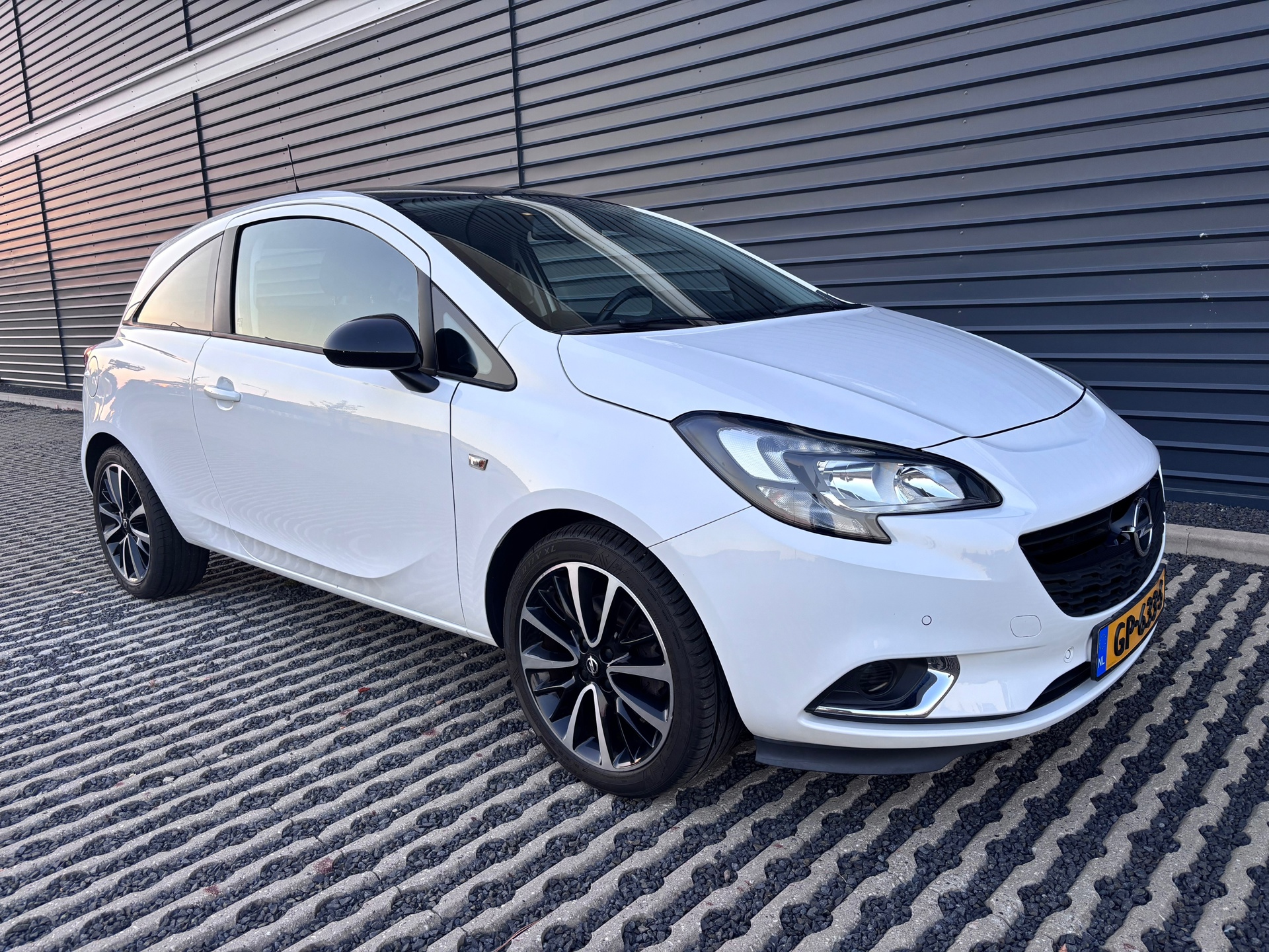 Foto van Opel Corsa-e