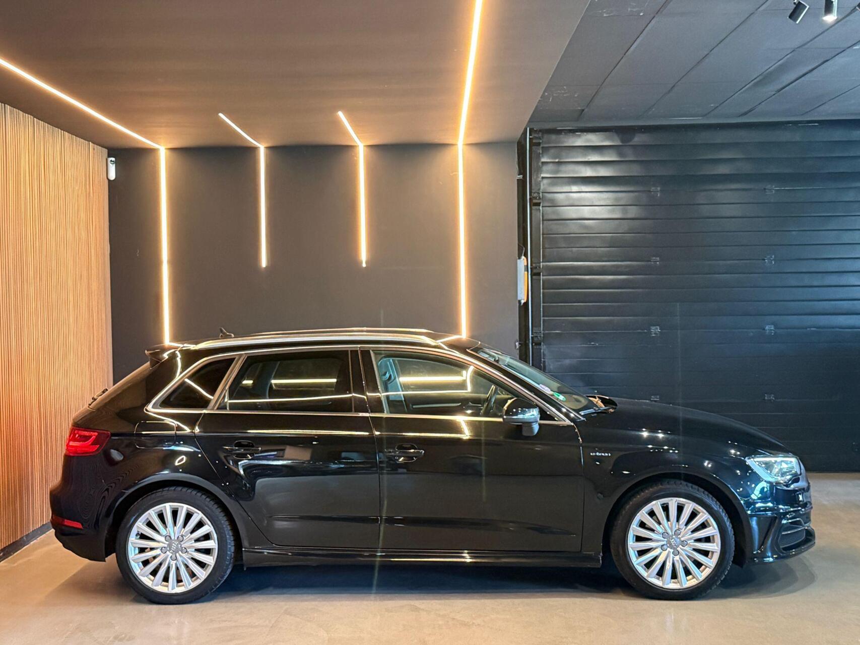 Foto van Audi A3 Sportback E-tron