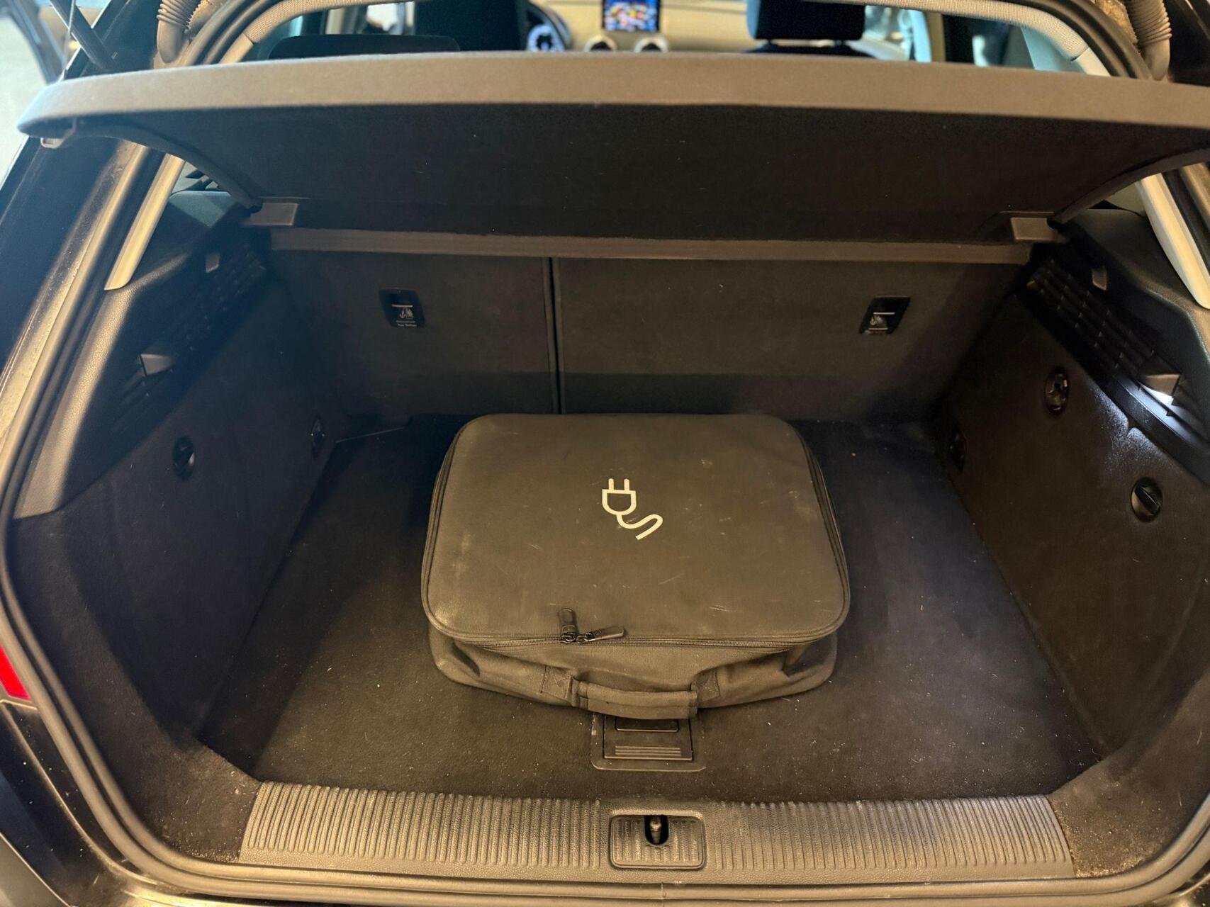 Foto van Audi A3 Sportback E-tron