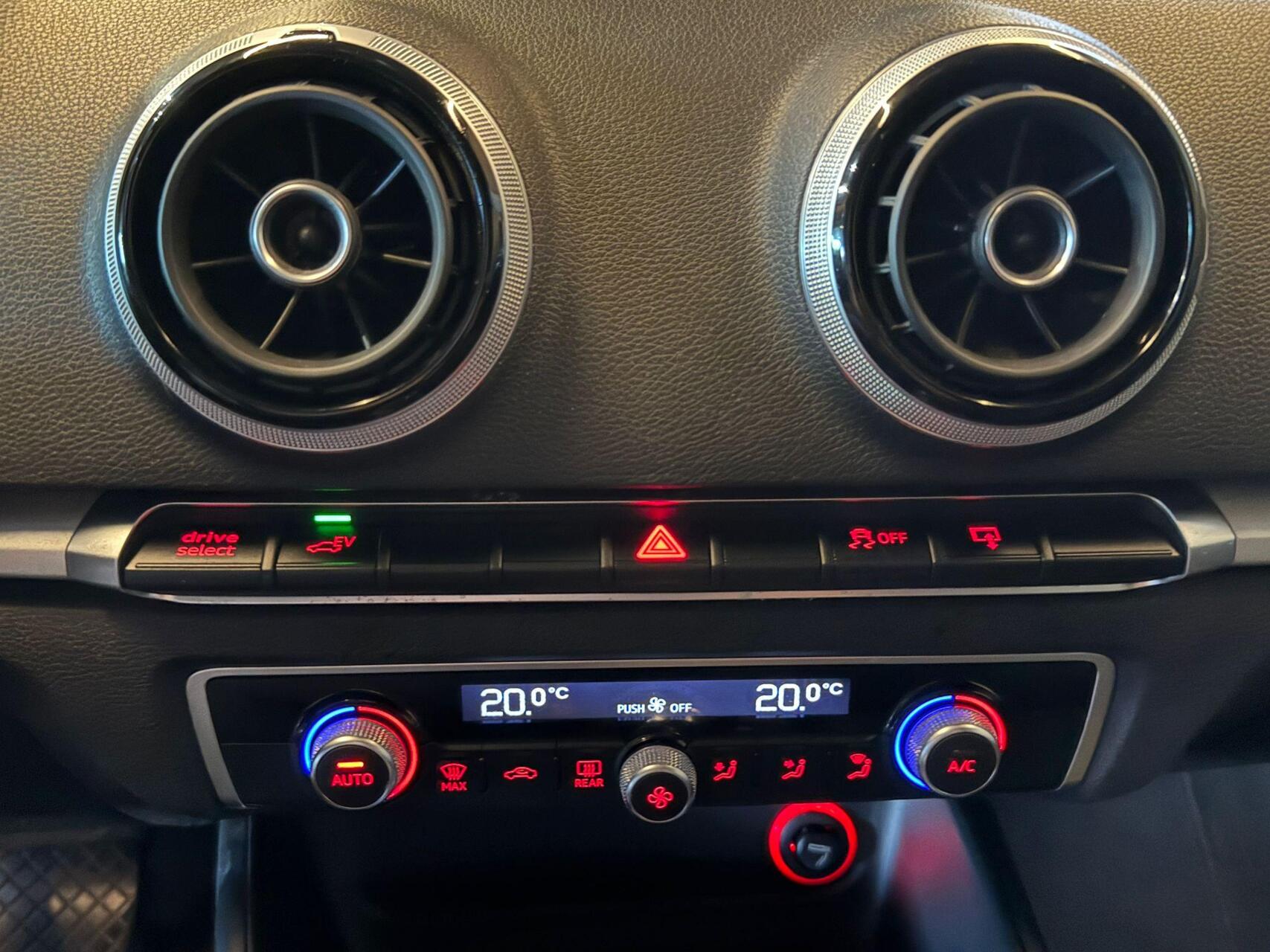 Foto van Audi A3 Sportback E-tron