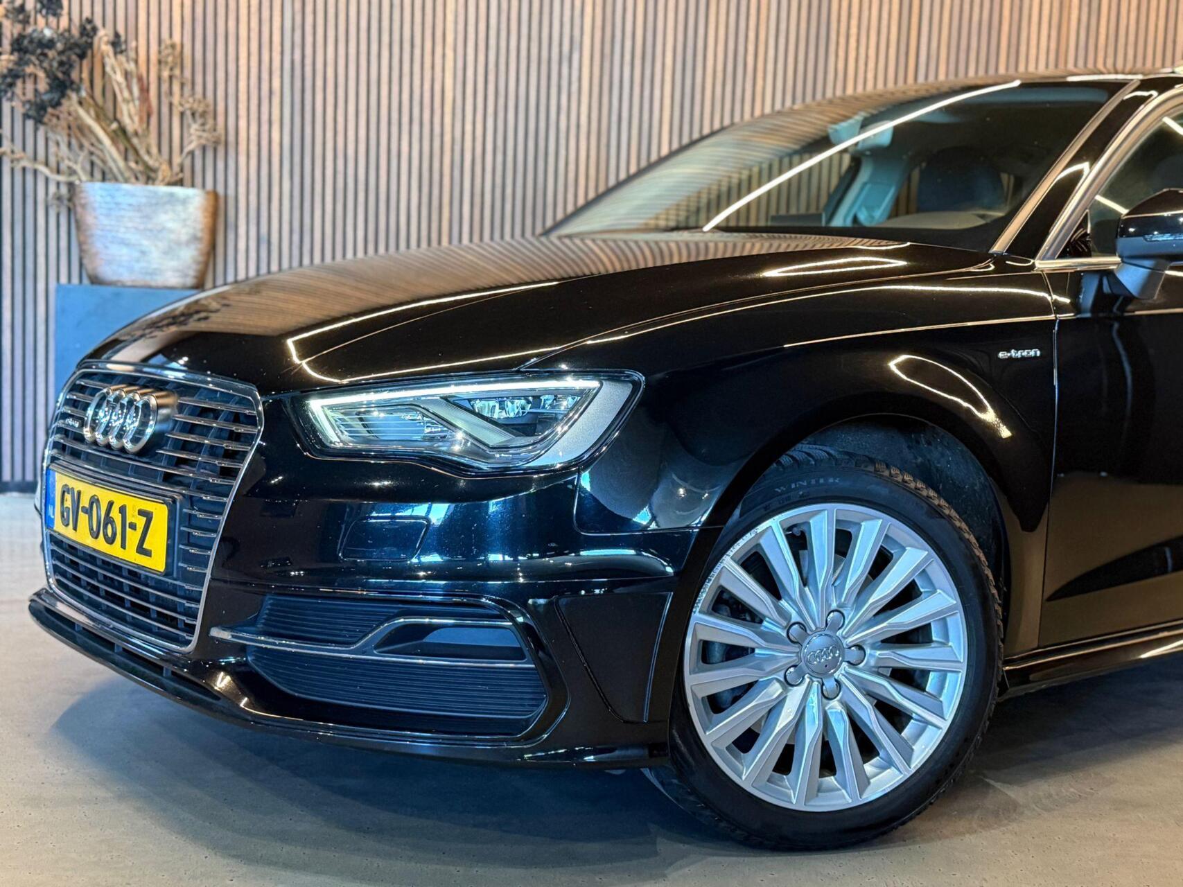 Foto van Audi A3 Sportback E-tron