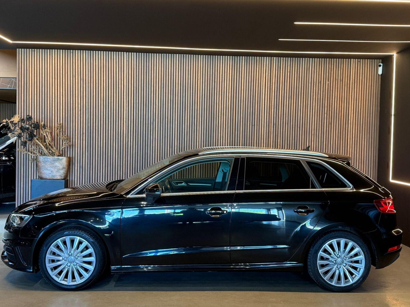 Foto van Audi A3 Sportback E-tron
