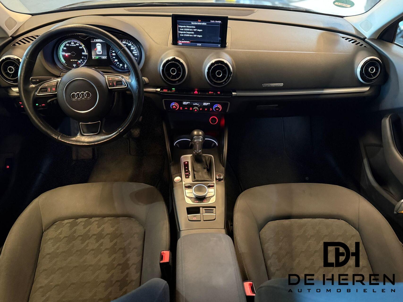 Foto van Audi A3 Sportback E-tron