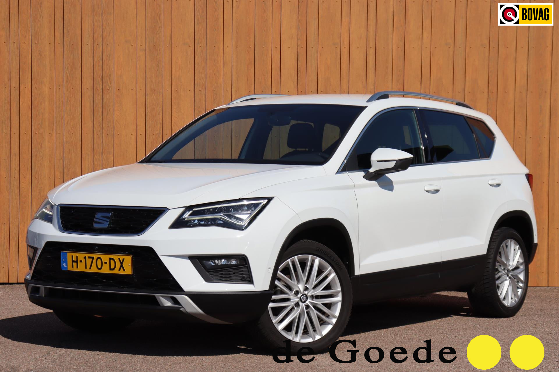 Seat Ateca 1.5 TSI Xcellence Business Intense org. NL trekhaak camera's el.klep 2020 - voorkant