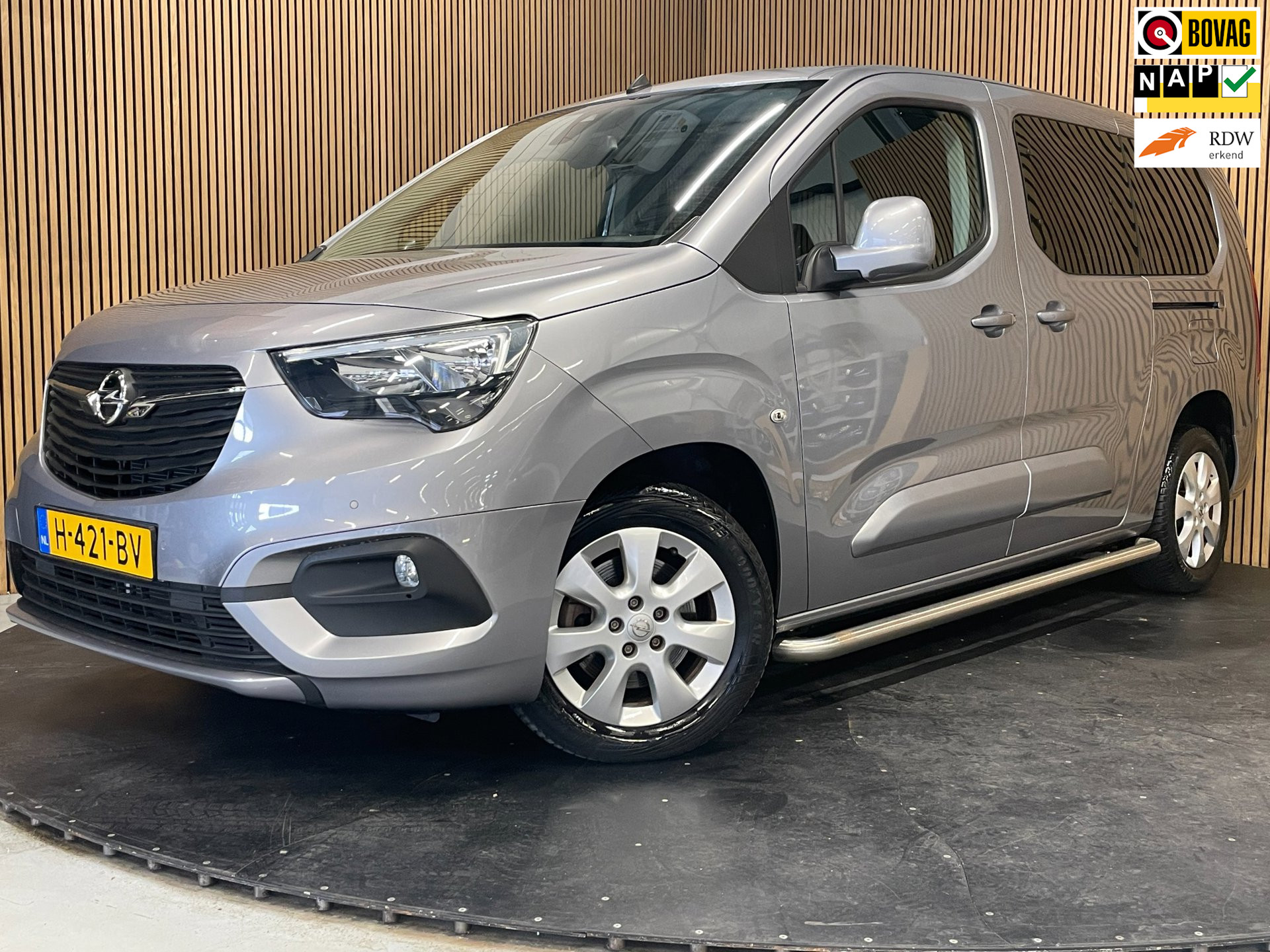 Opel Combo Tour 1.2 Turbo L2H1 Edition |AIRCO|NAVI|RUIMTE|7P|GOEDKOOPSTE VAN NL | 2019 - voorkant