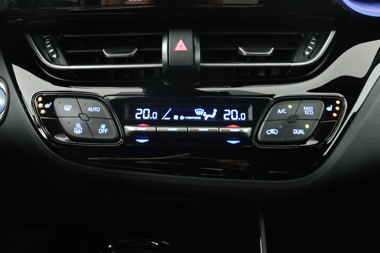 Foto van Toyota Toyota C-hr