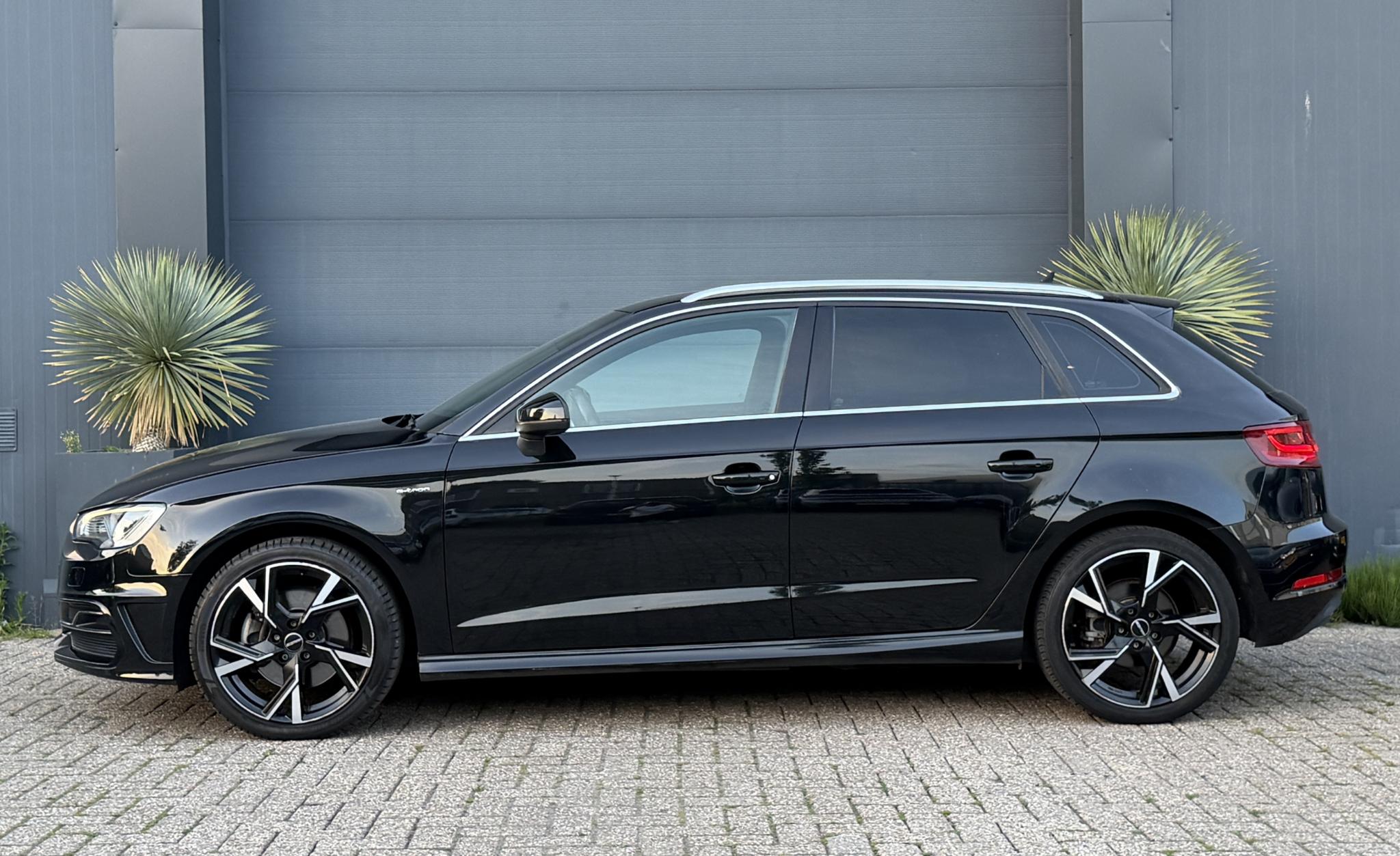 Foto van Audi A3 Sportback E-tron