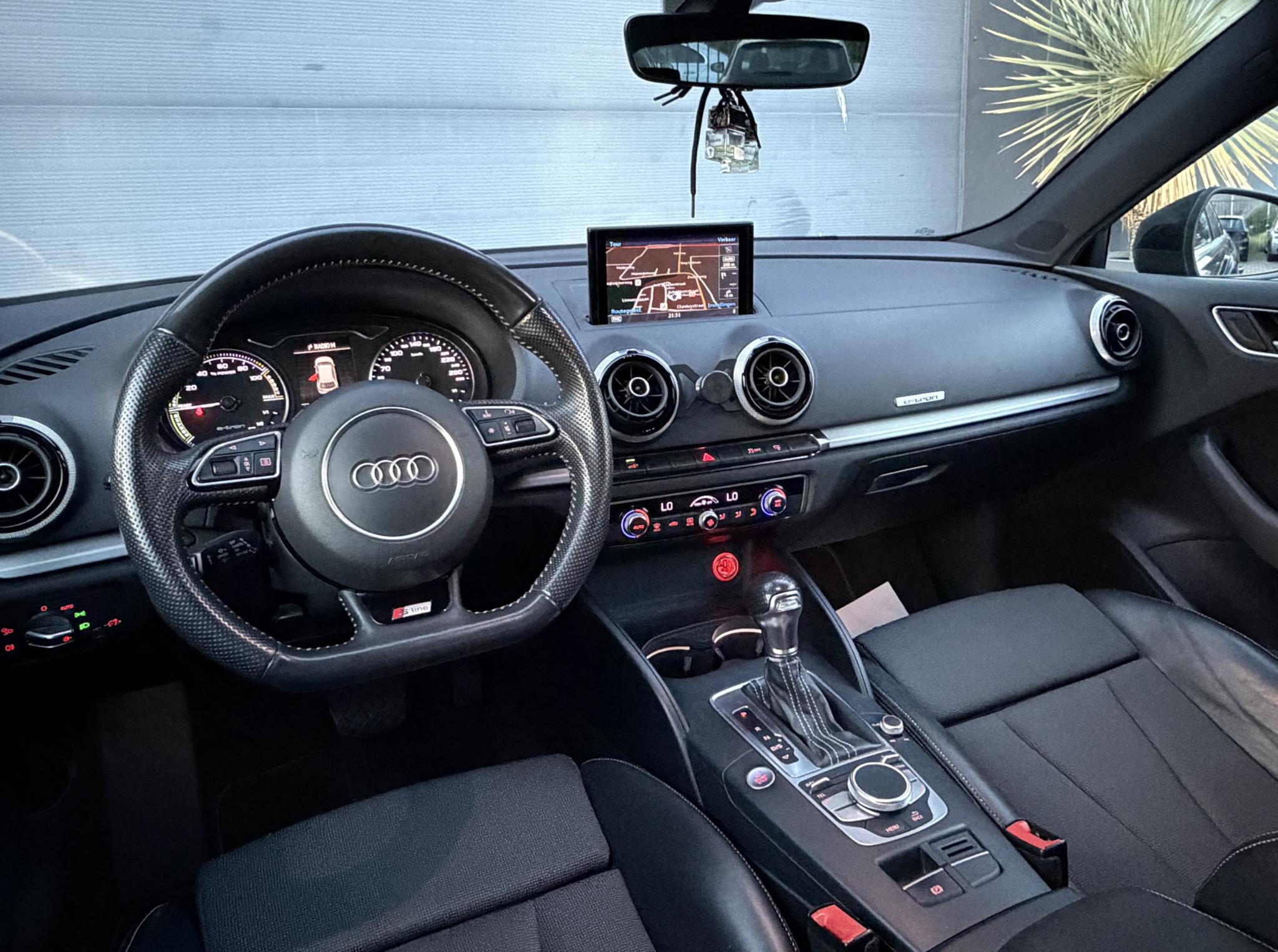 Foto van Audi A3 Sportback E-tron