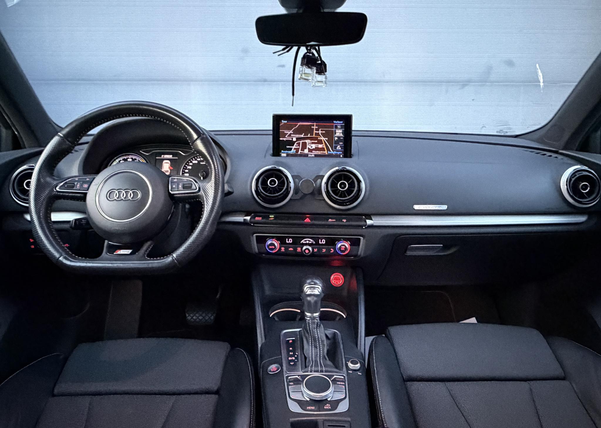 Foto van Audi A3 Sportback E-tron