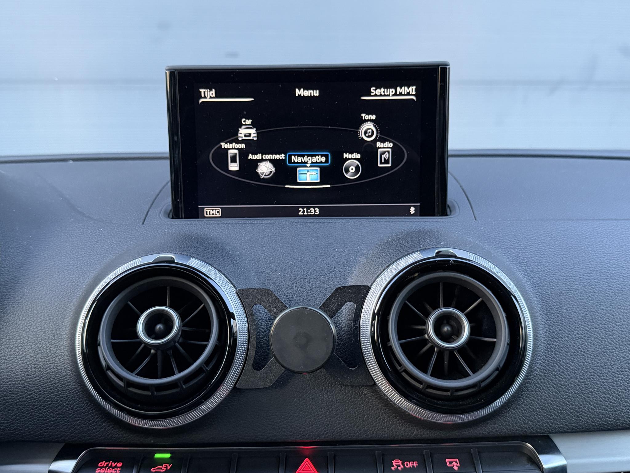 Foto van Audi A3 Sportback E-tron
