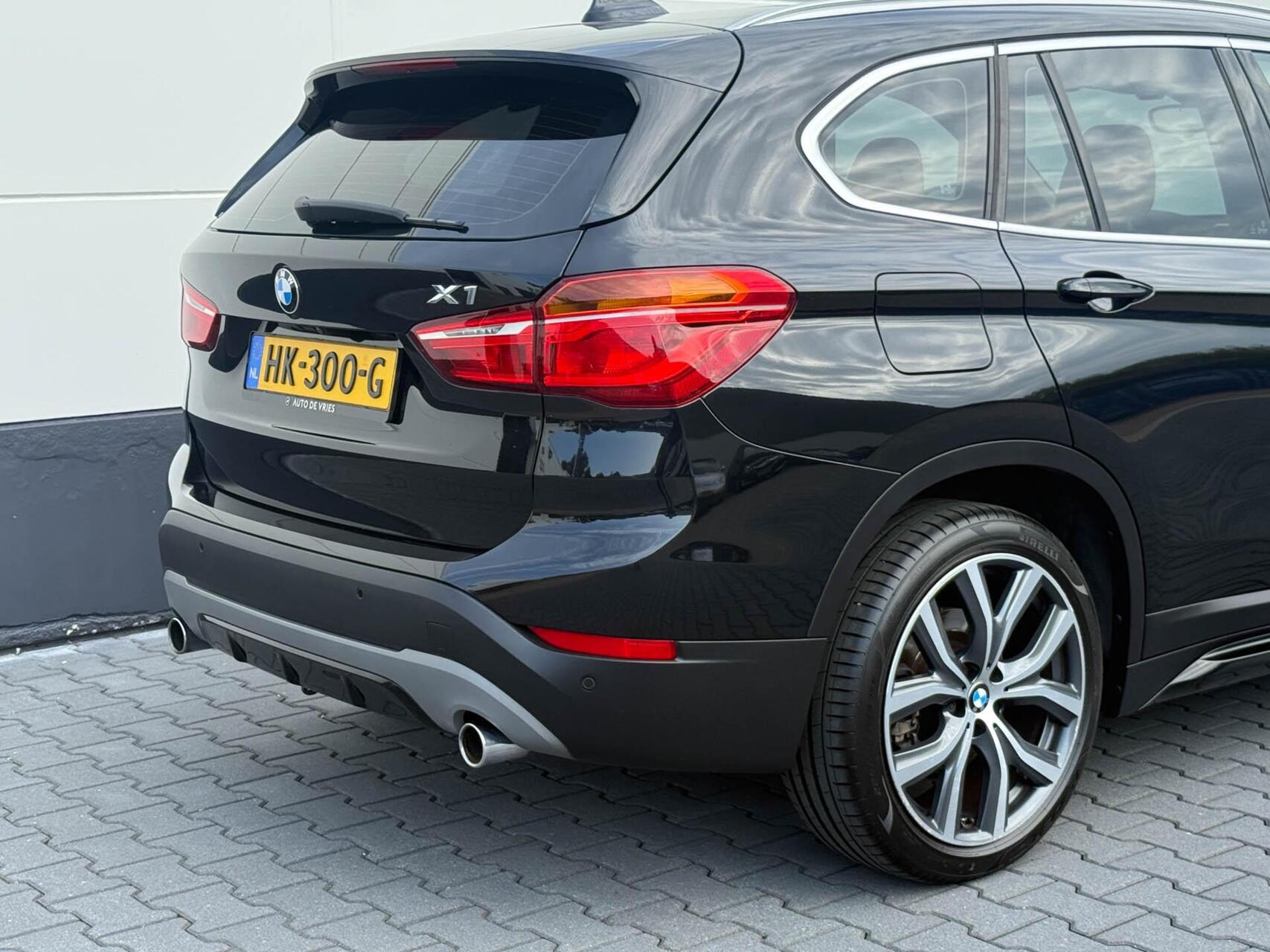 Foto van BMW X1 Xdrive25i