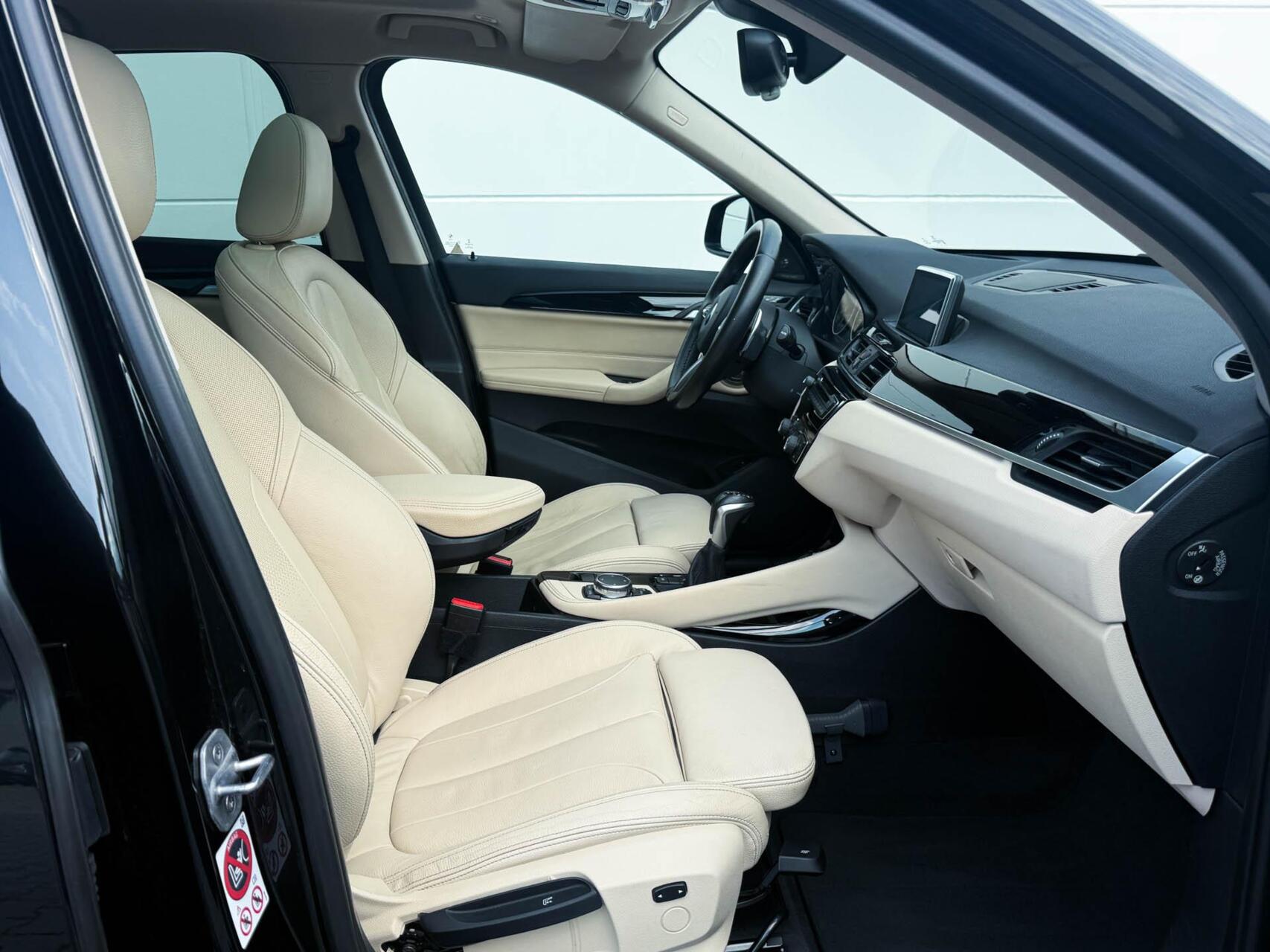 Foto van BMW X1 Xdrive25i