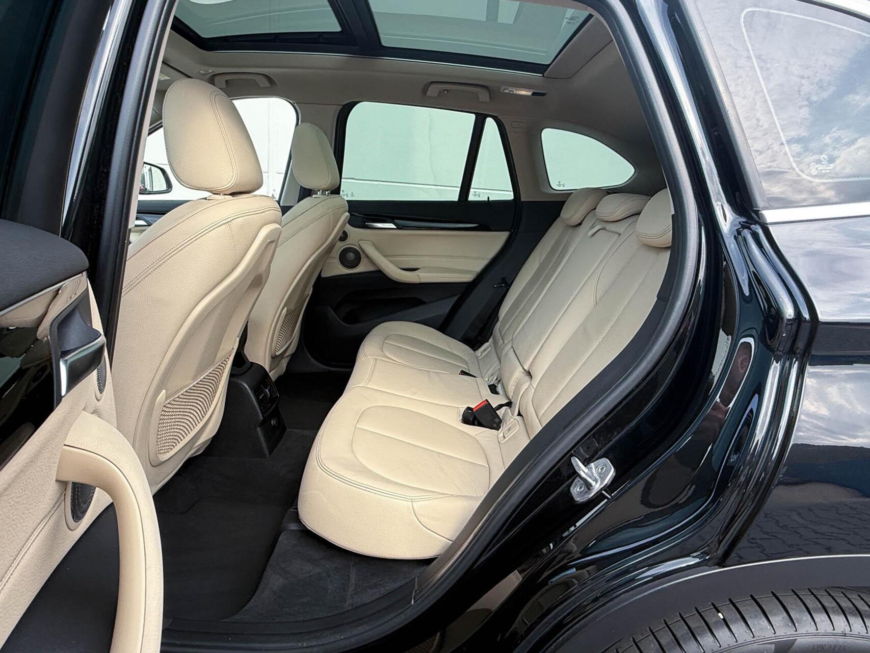 Foto van BMW X1 Xdrive25i