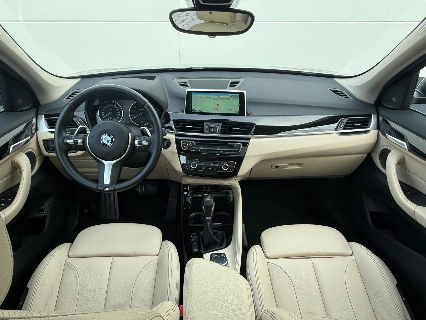 Foto van BMW X1 Xdrive25i