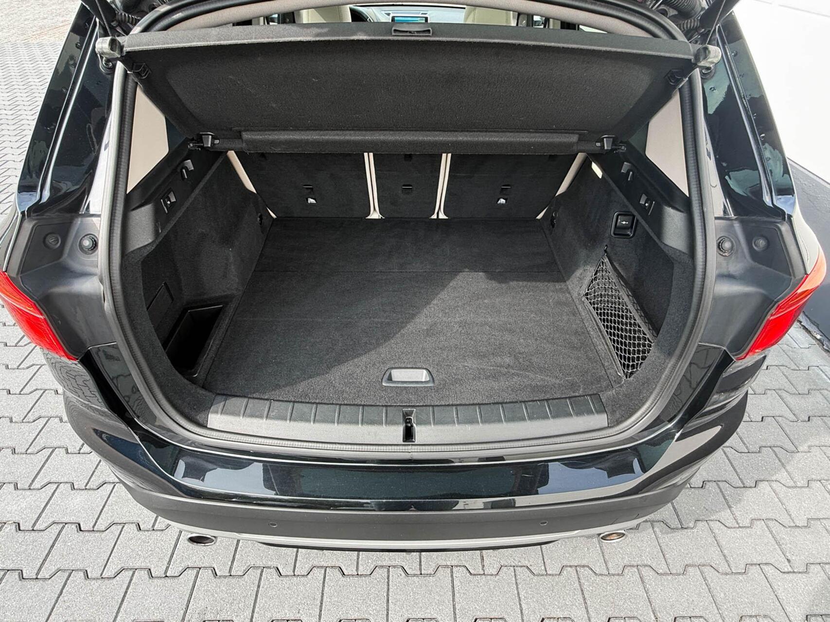 Foto van BMW X1 Xdrive25i