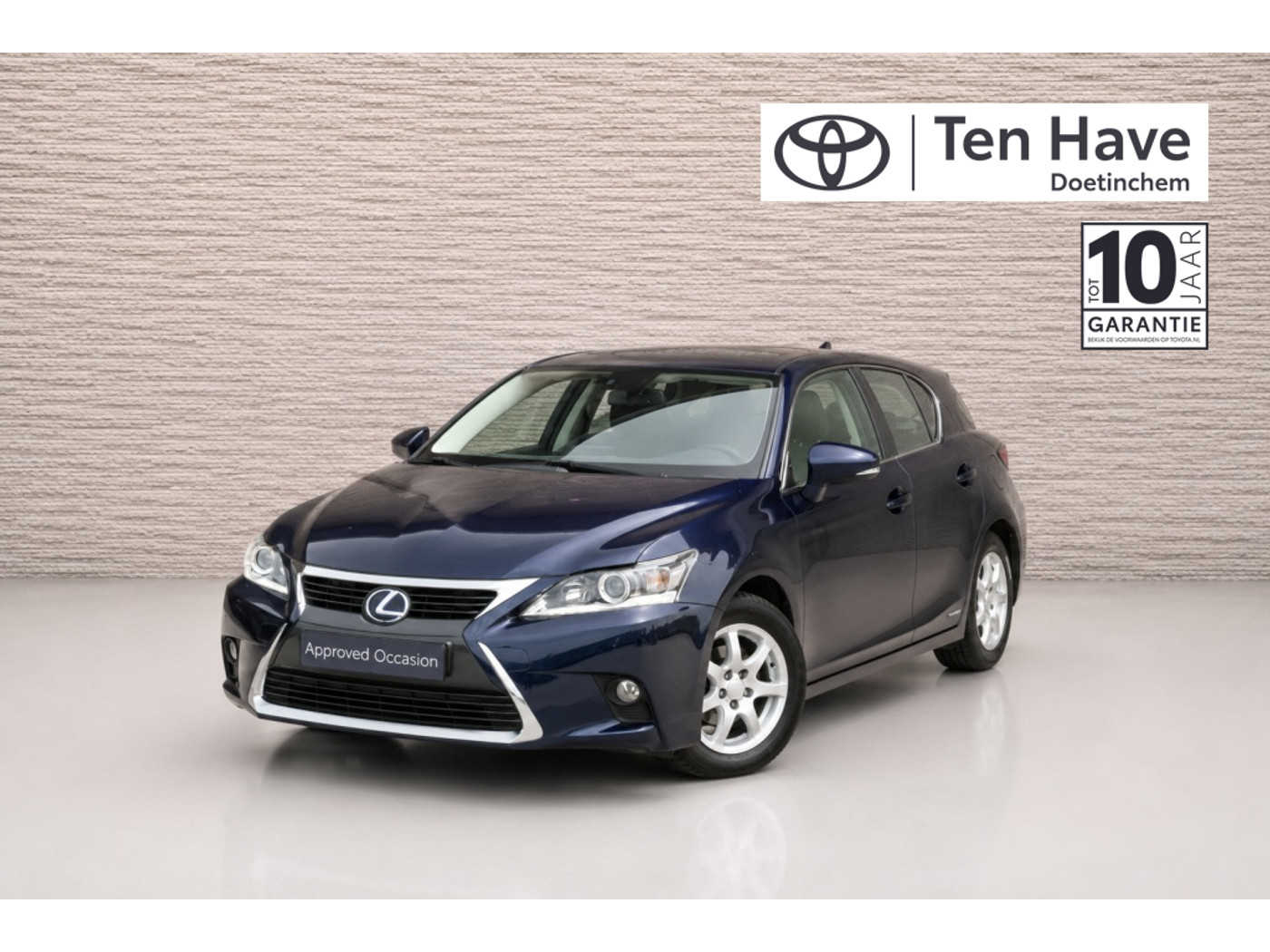 Lexus Lexus Ct200h 136PK Business Line Automaat | Lexus Media Display  | 7” centraa 2015 - voorkant