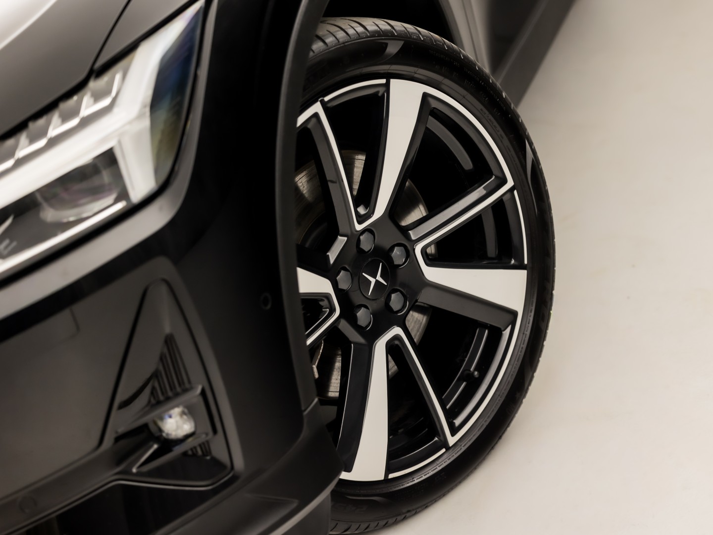 Foto van Polestar Polestar 2