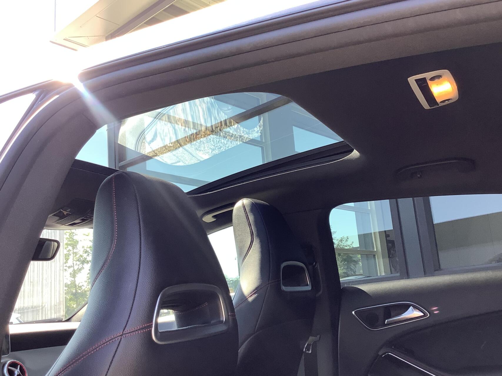 Foto van Mercedes-Benz Cla 200