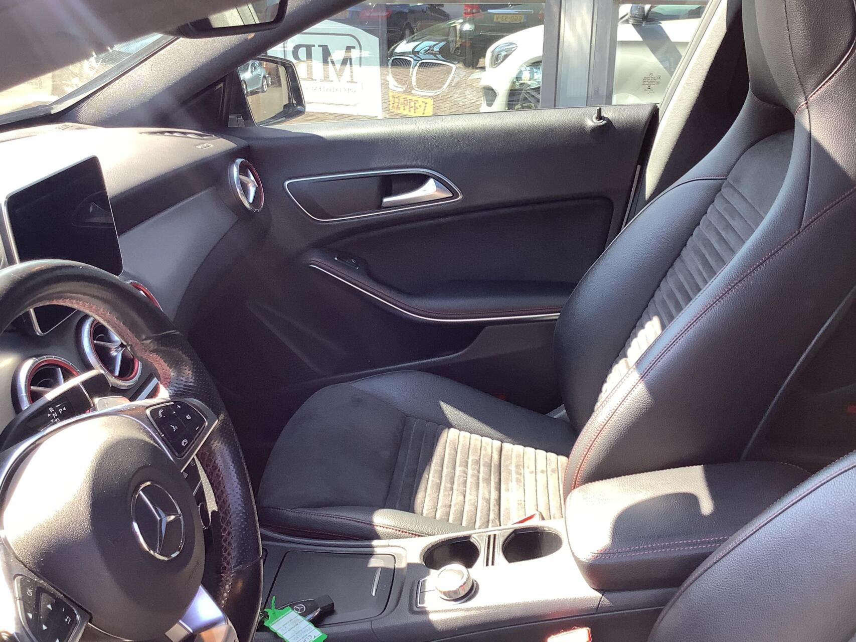 Foto van Mercedes-Benz Cla 200