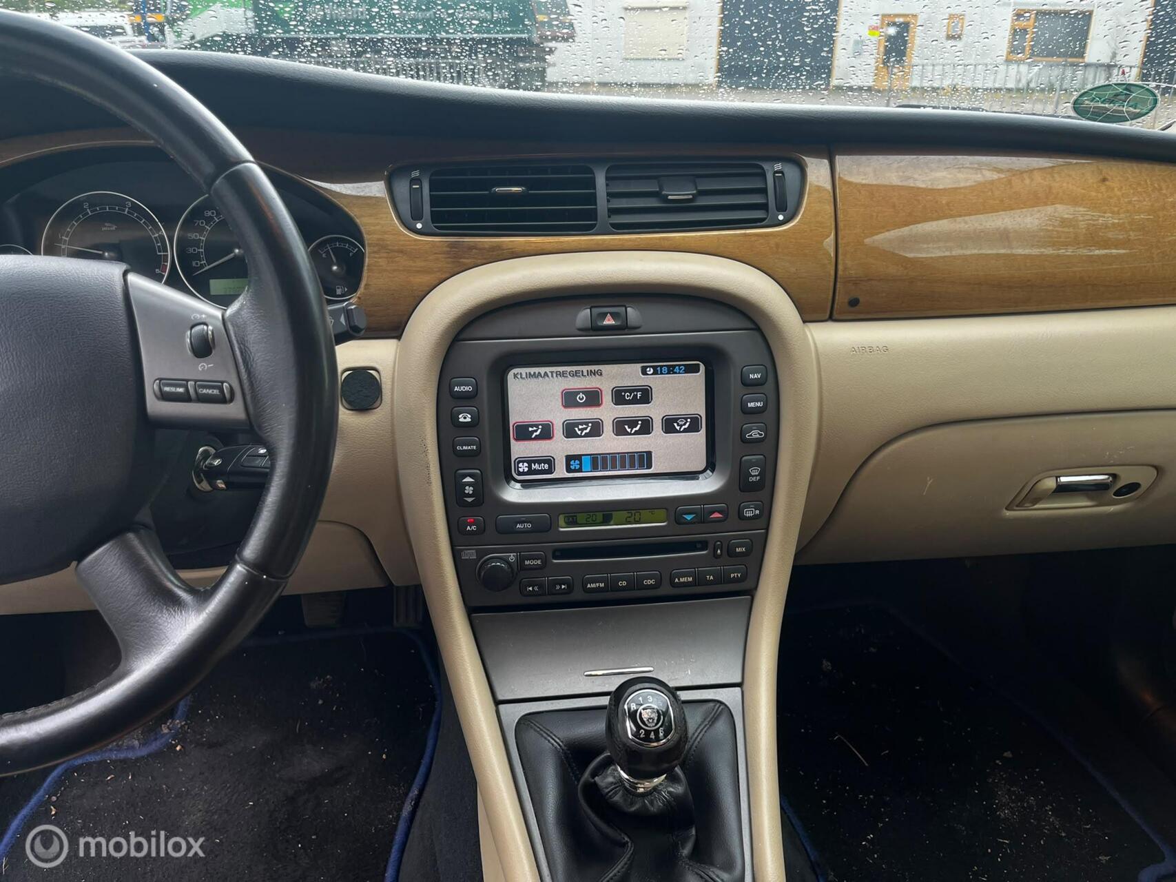 Foto van Jaguar X-type 2.2d I4